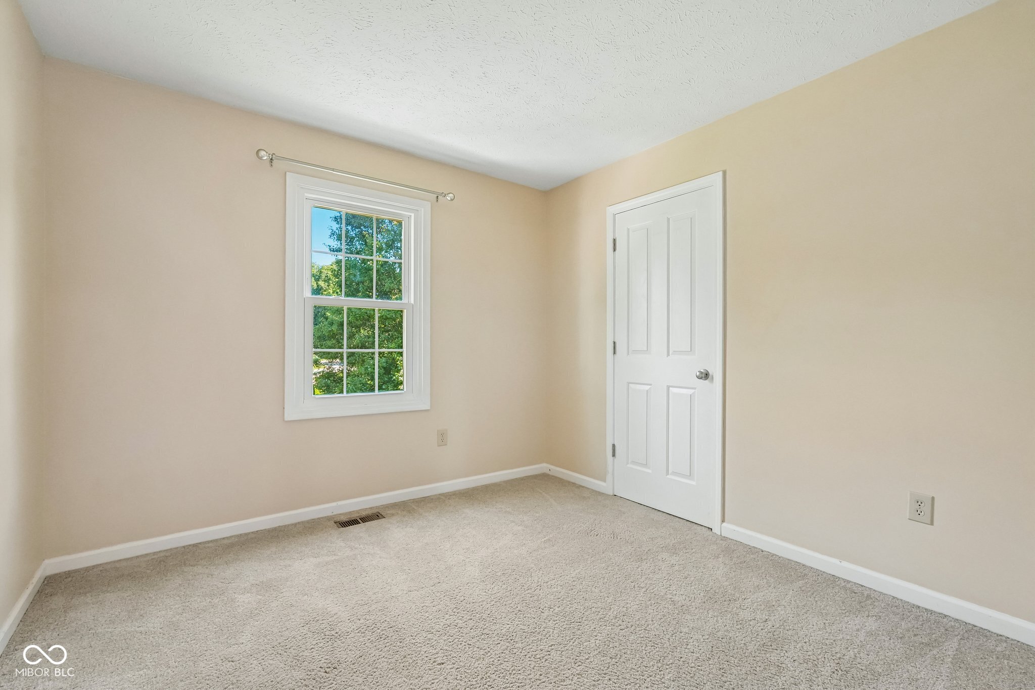 3800 Richmond Court