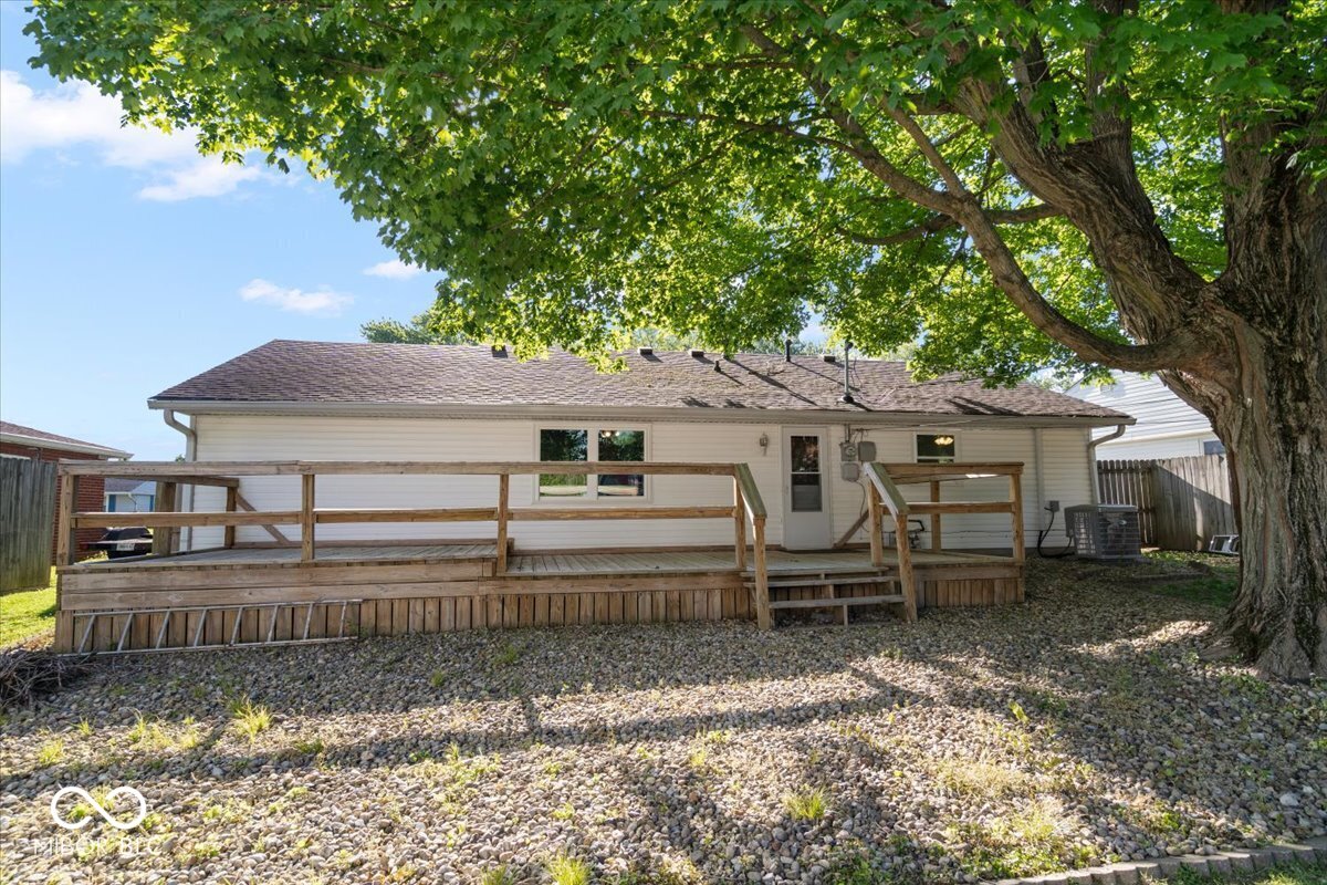 1100 Delwood Drive