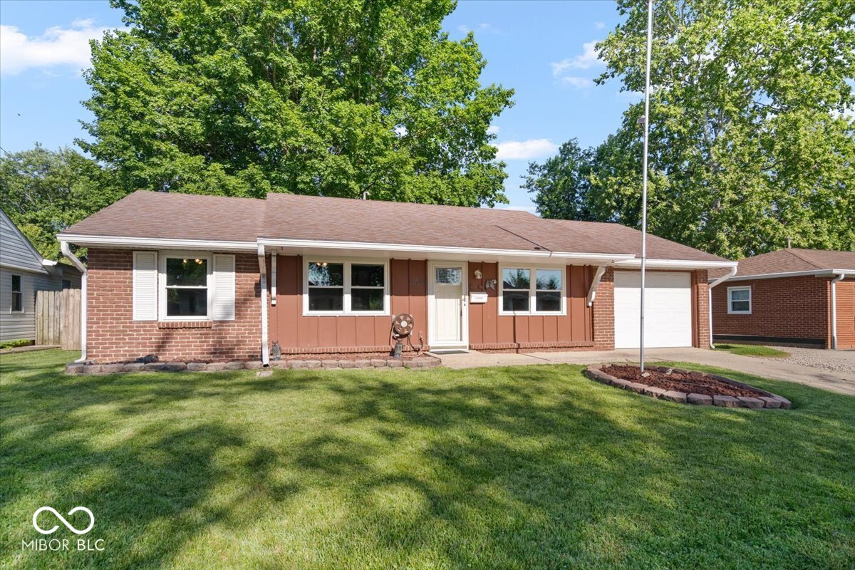 1100 Delwood Drive
