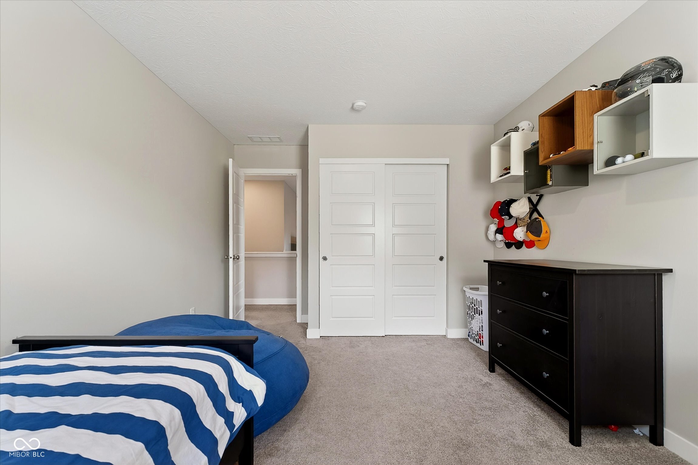 9863 Gaylen Court