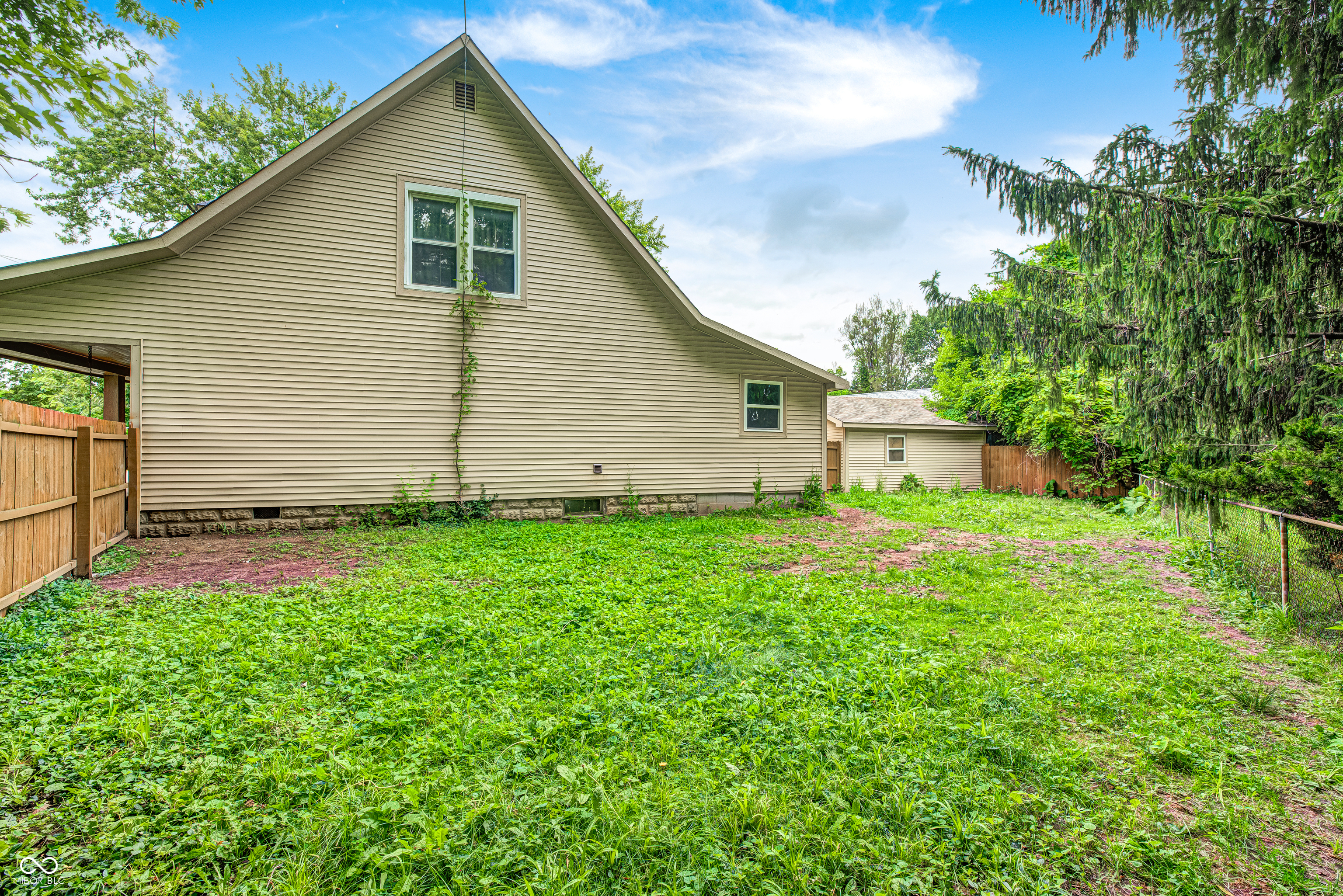 12040 E 65th Street