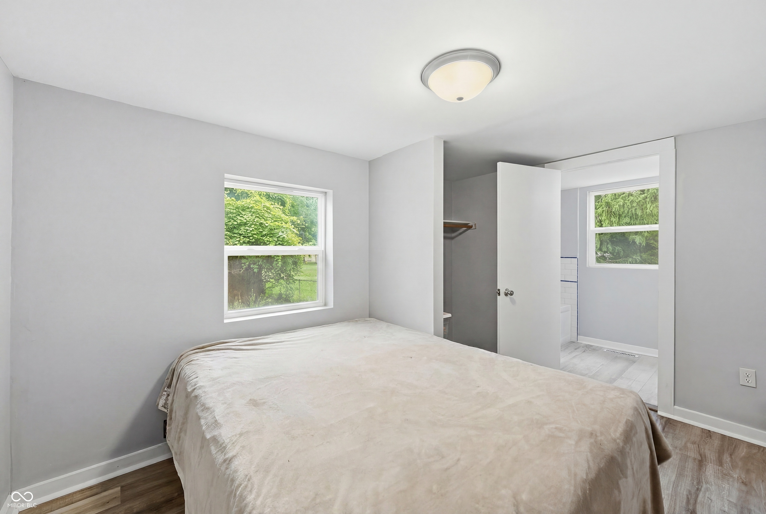 12040 E 65th Street