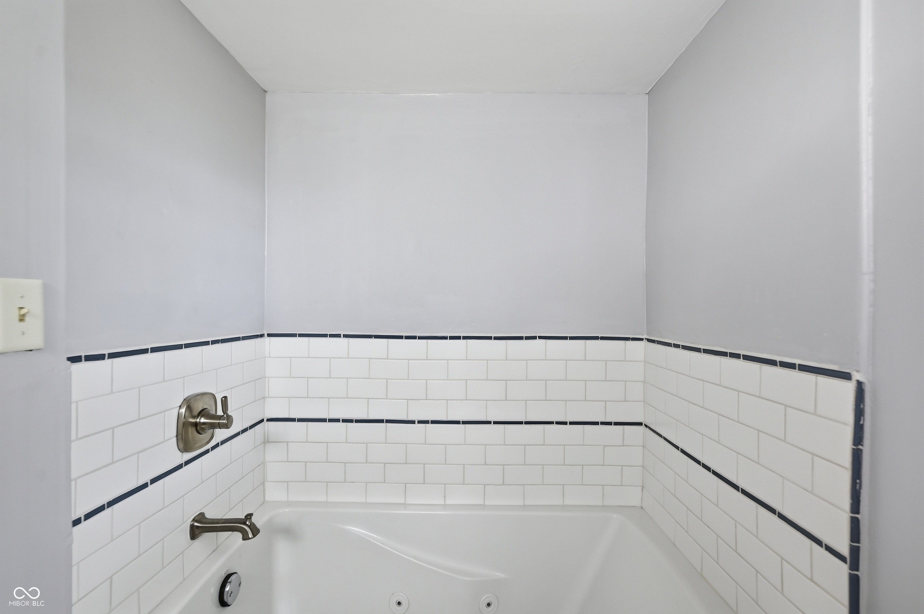12040 E 65th Street