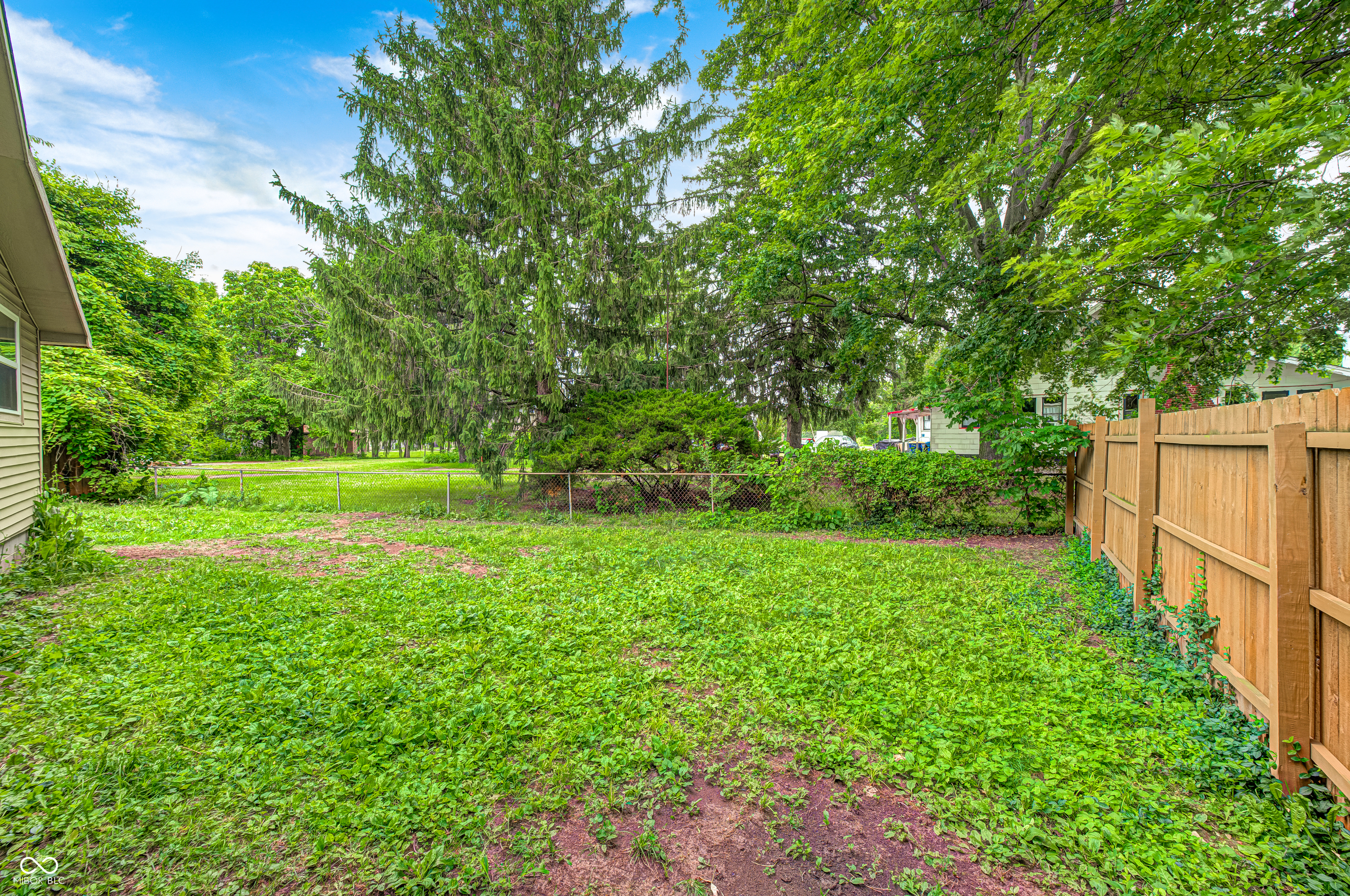 12040 E 65th Street