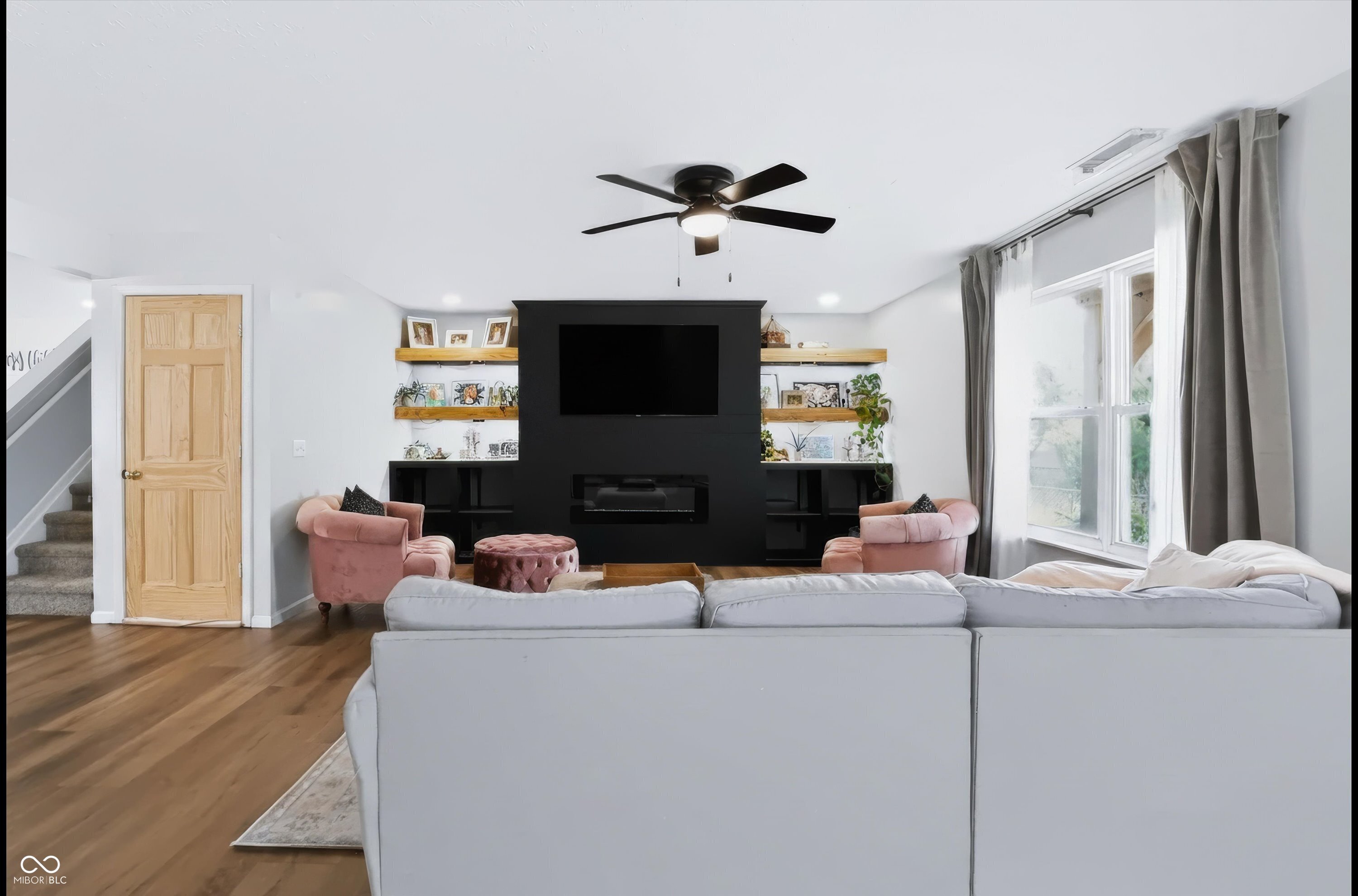 6808 Harriet Drive