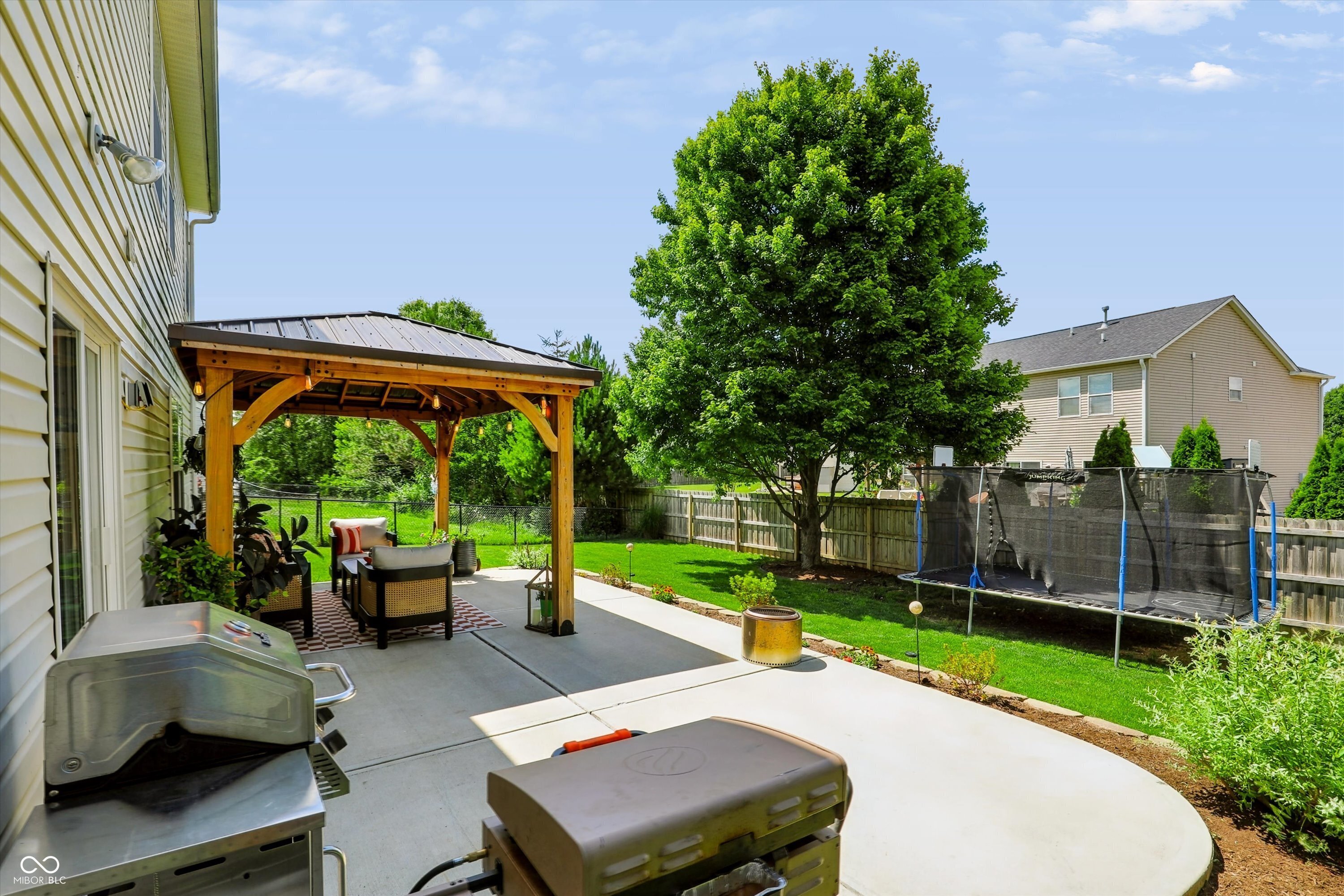 6808 Harriet Drive