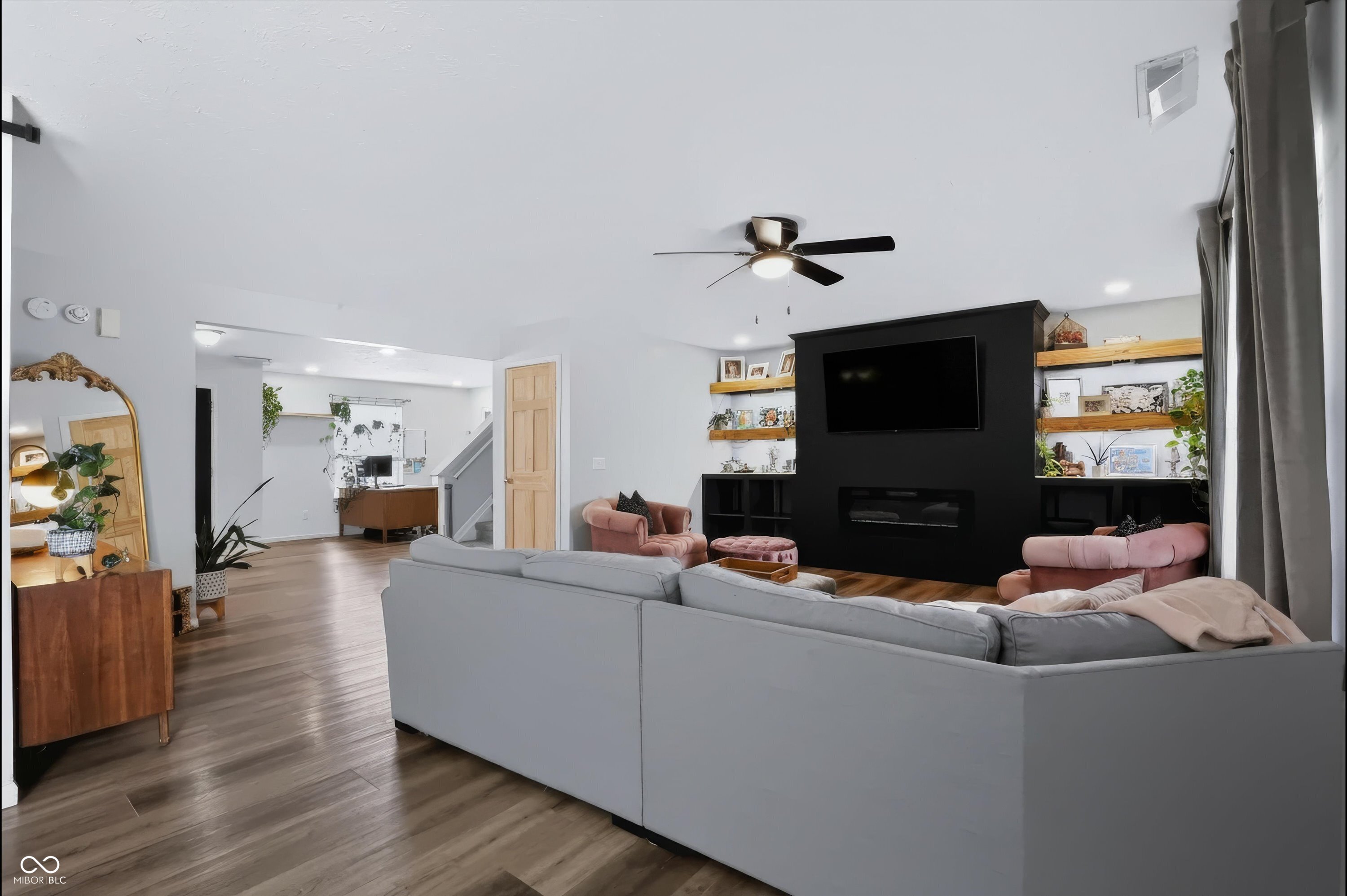 6808 Harriet Drive