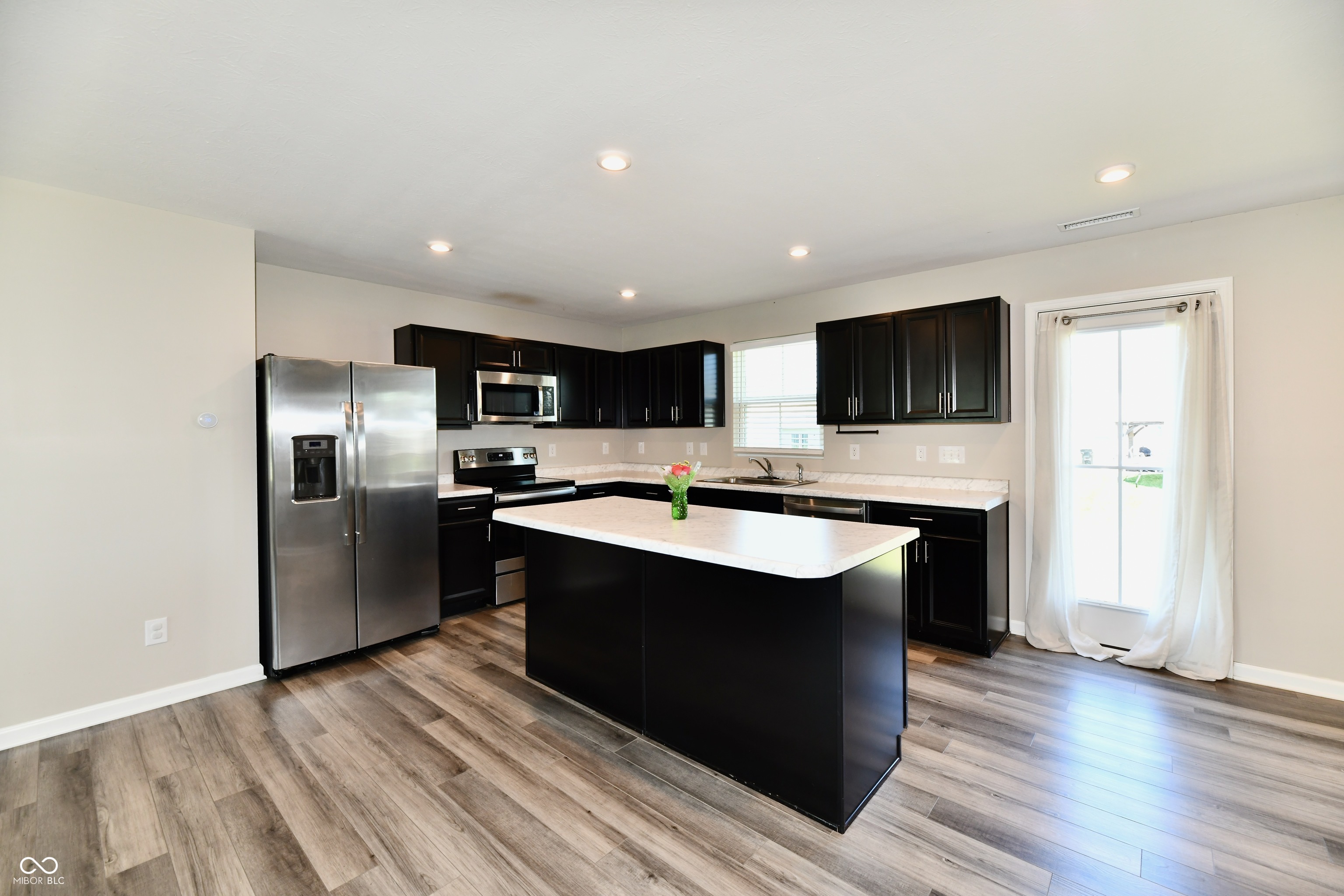 9739 Oak Grove Drive