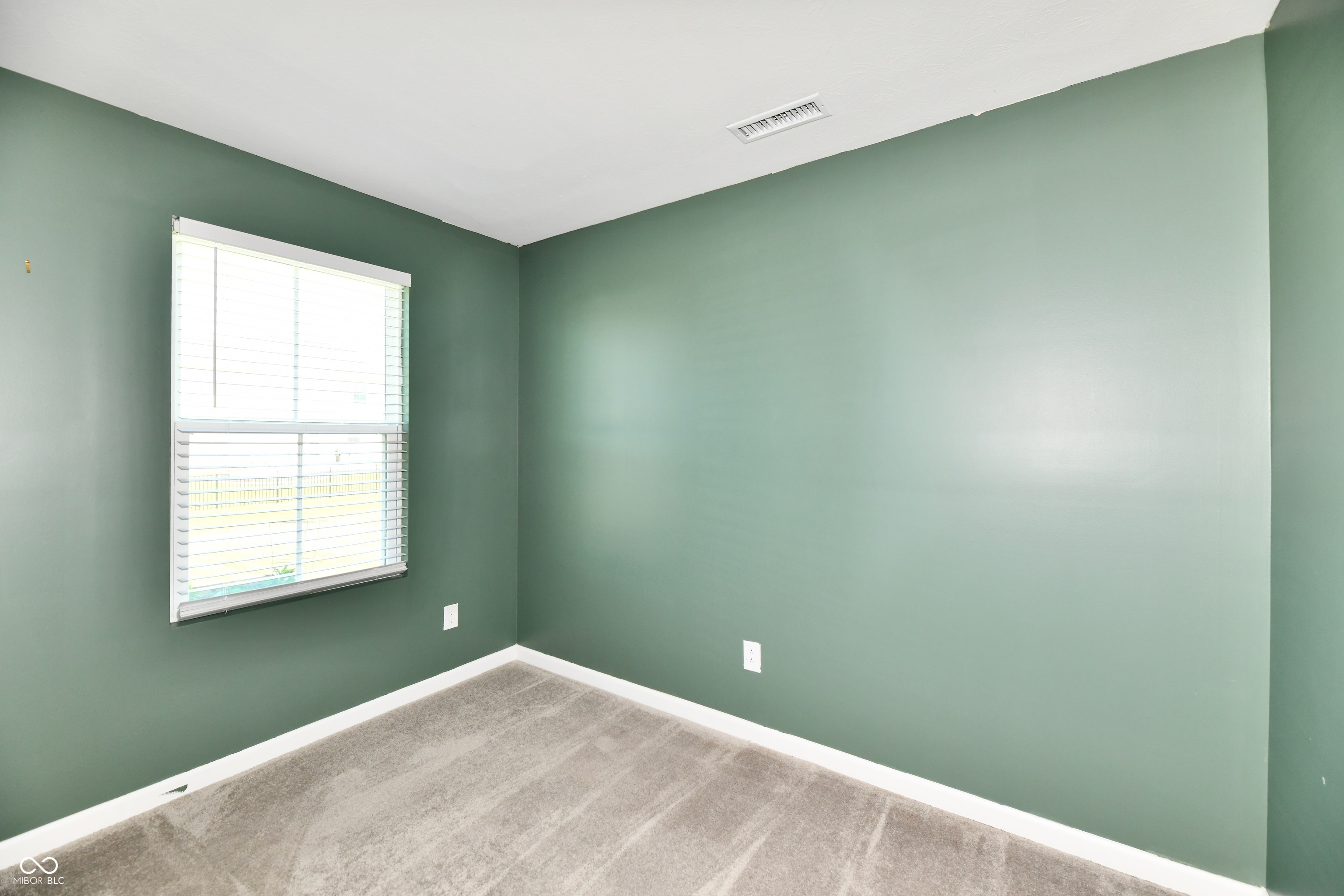 9739 Oak Grove Drive