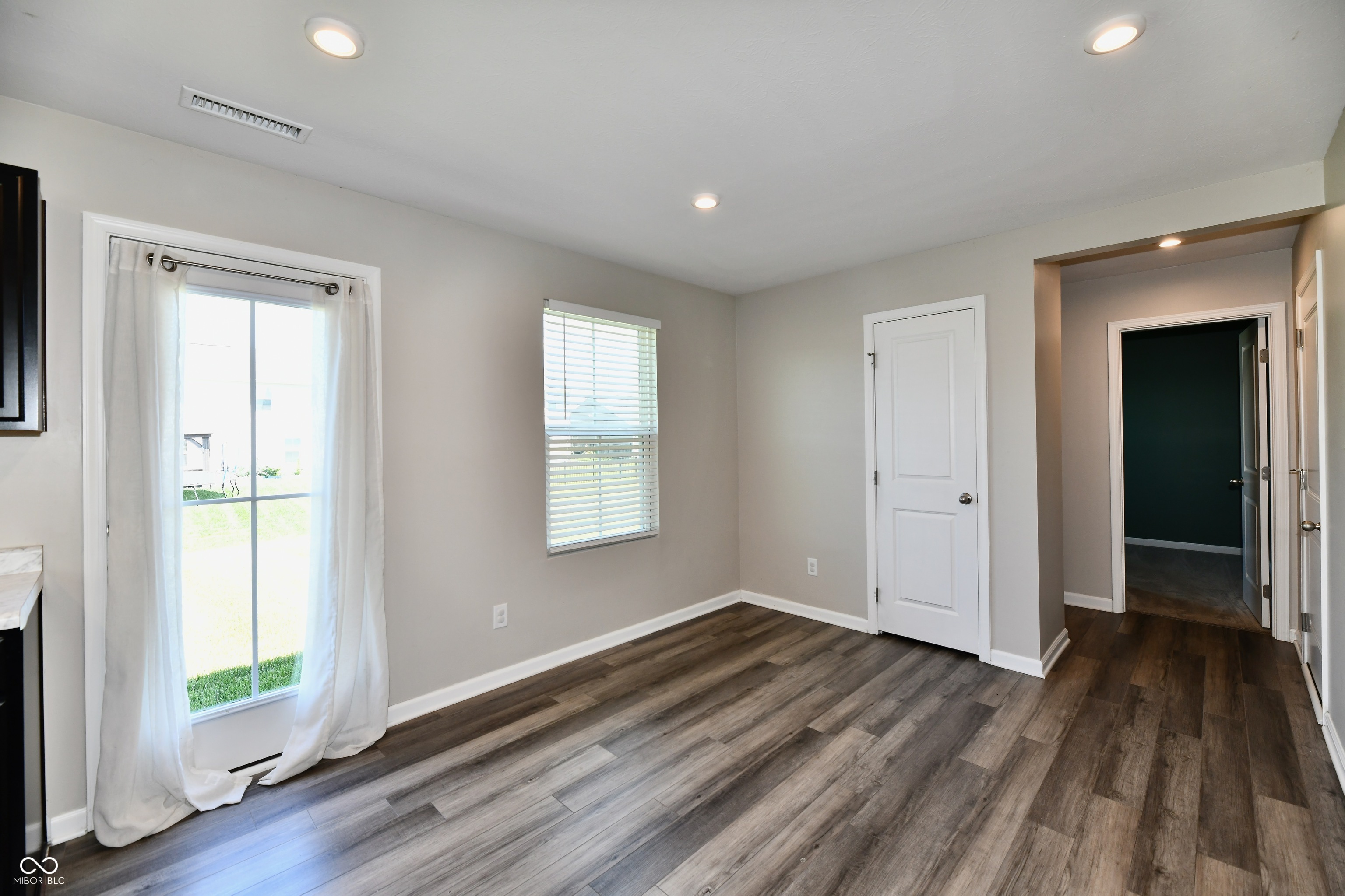 9739 Oak Grove Drive