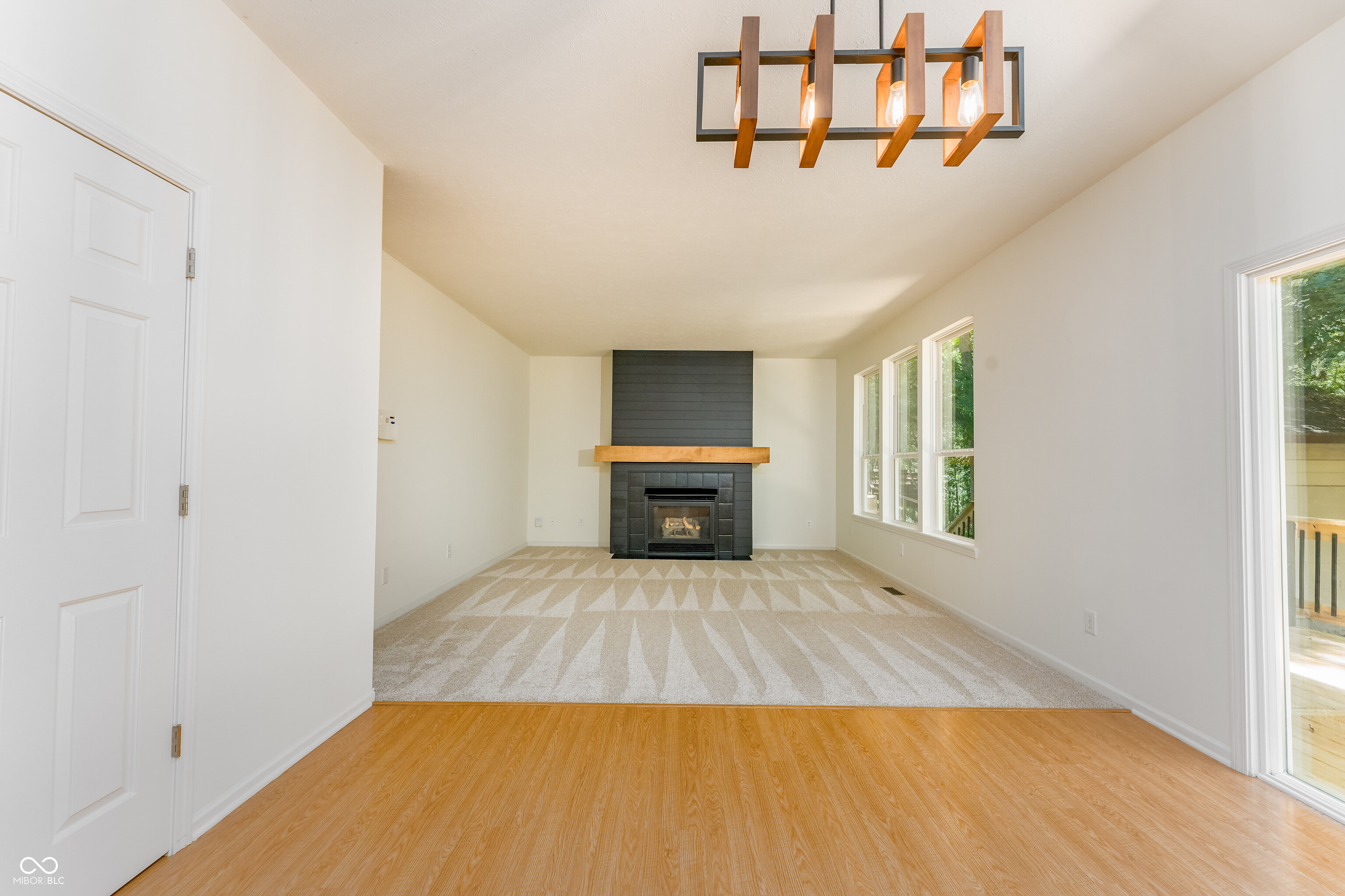 8508 Weaver Woods