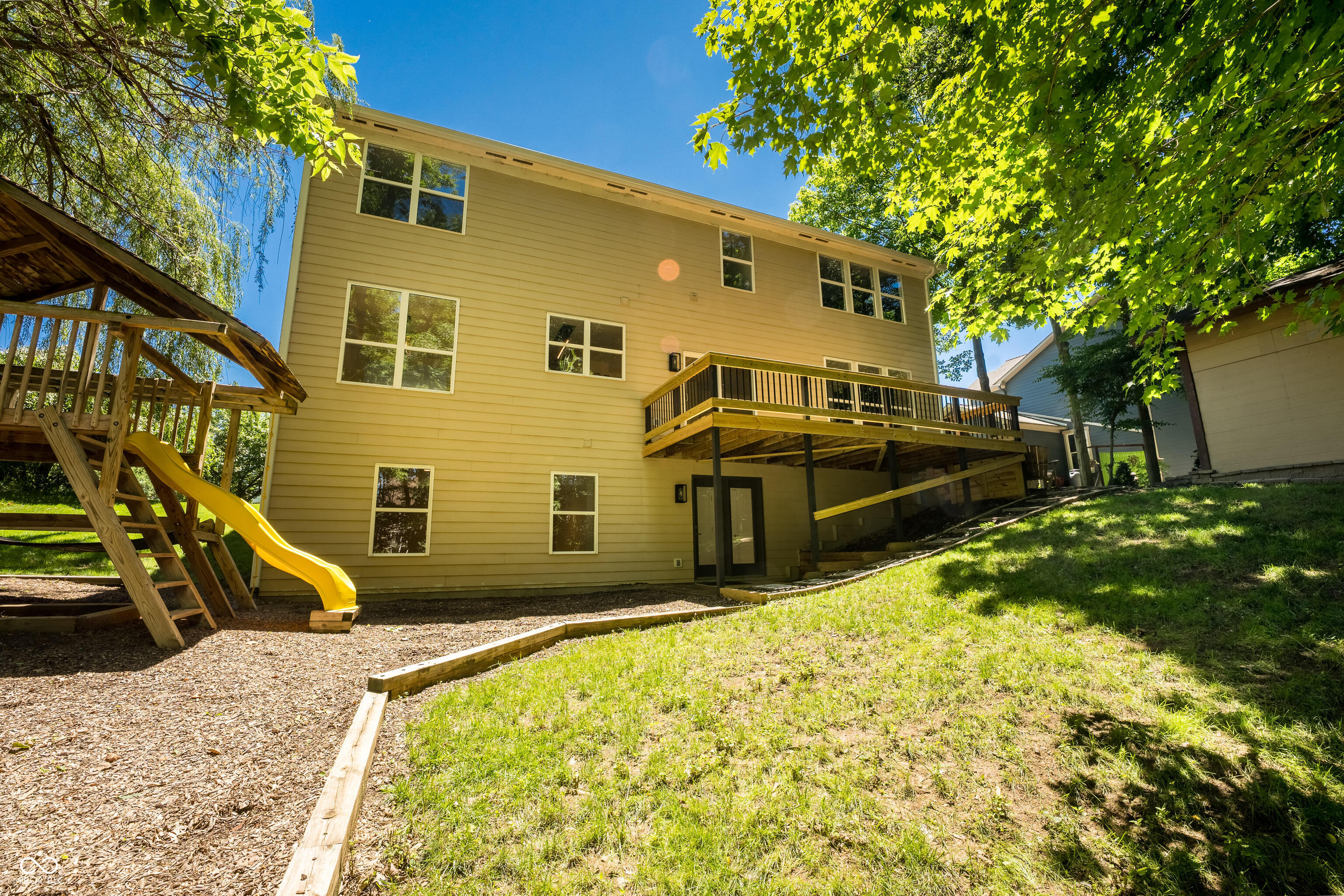 8508 Weaver Woods
