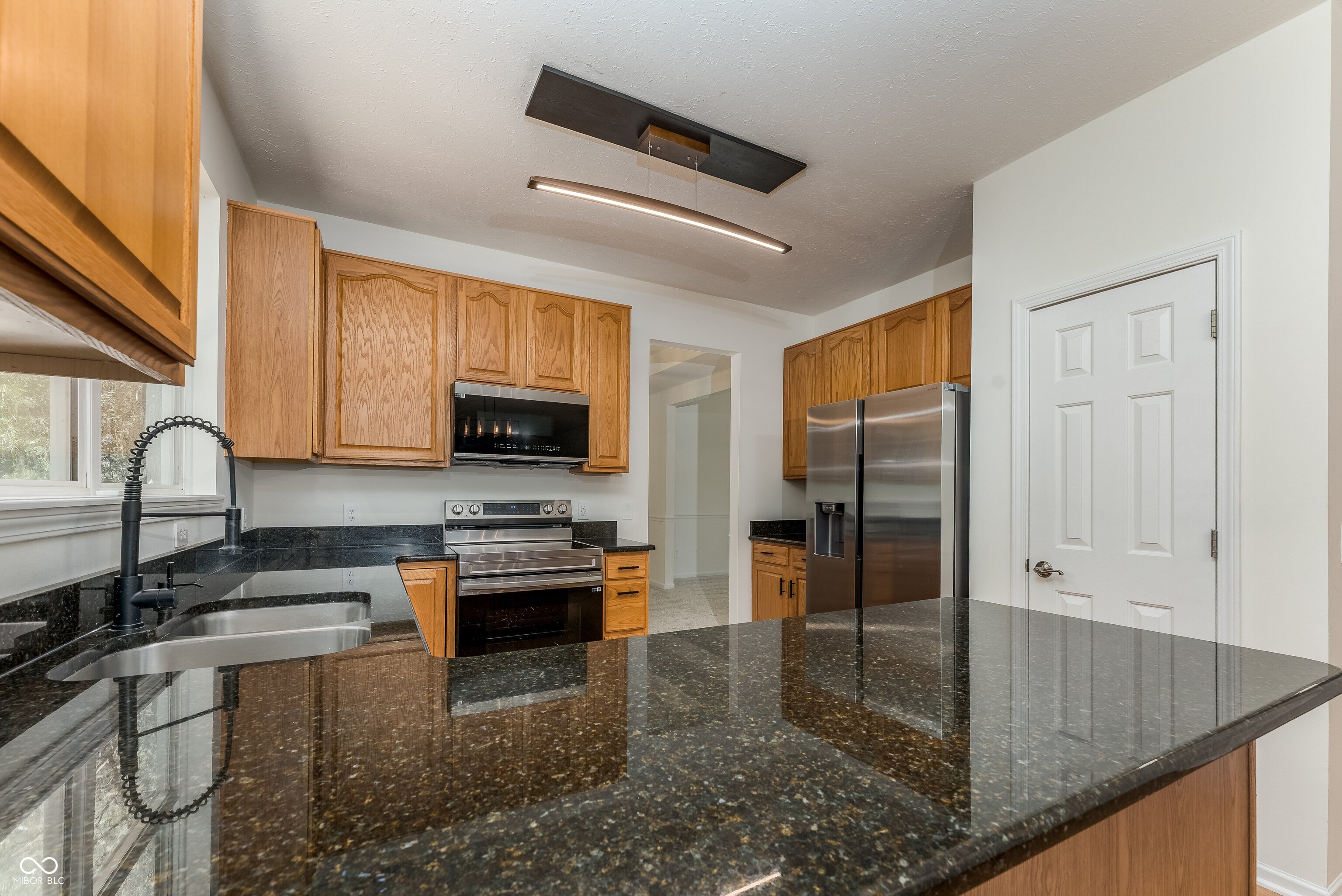 8508 Weaver Woods