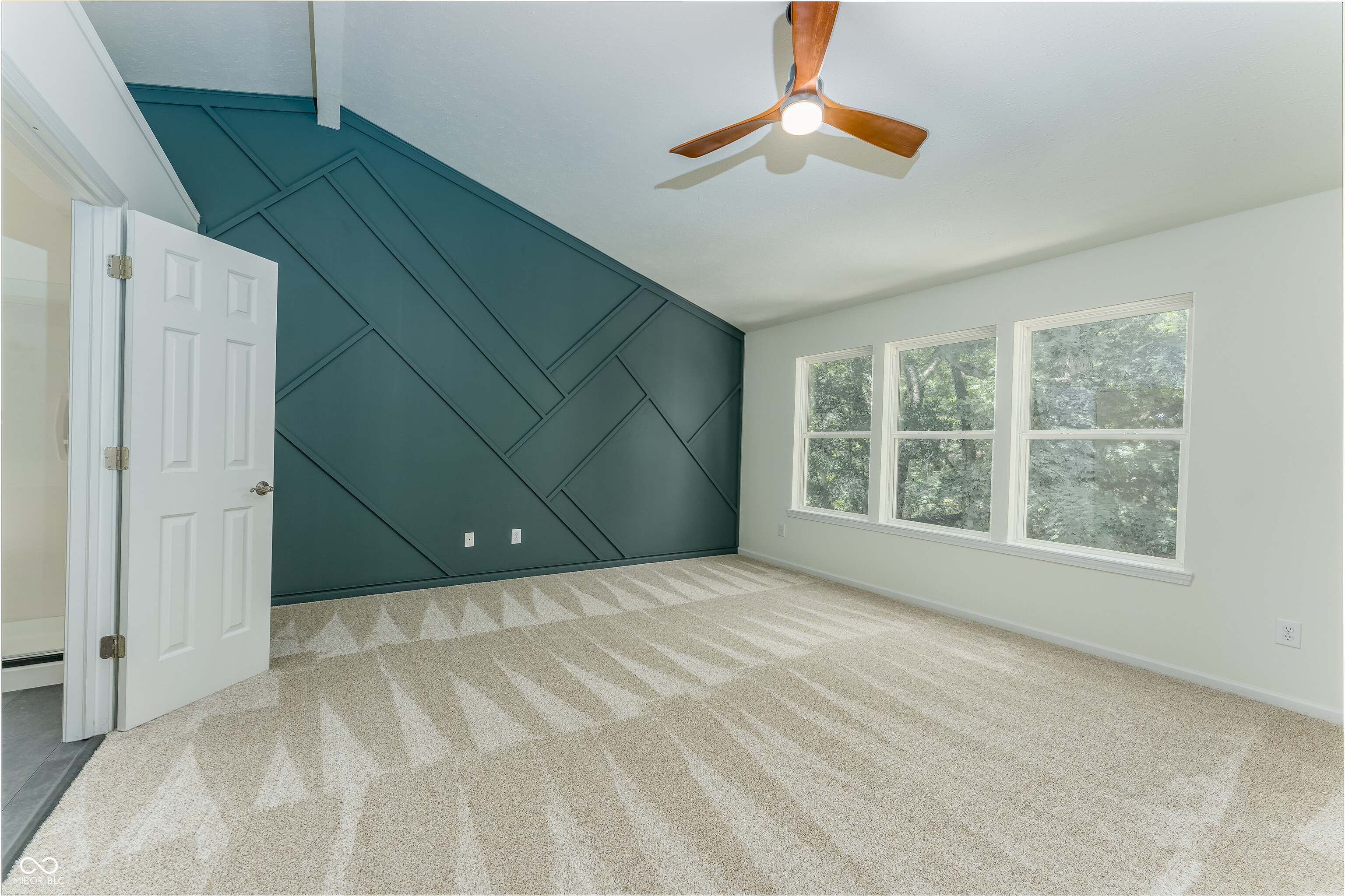 8508 Weaver Woods