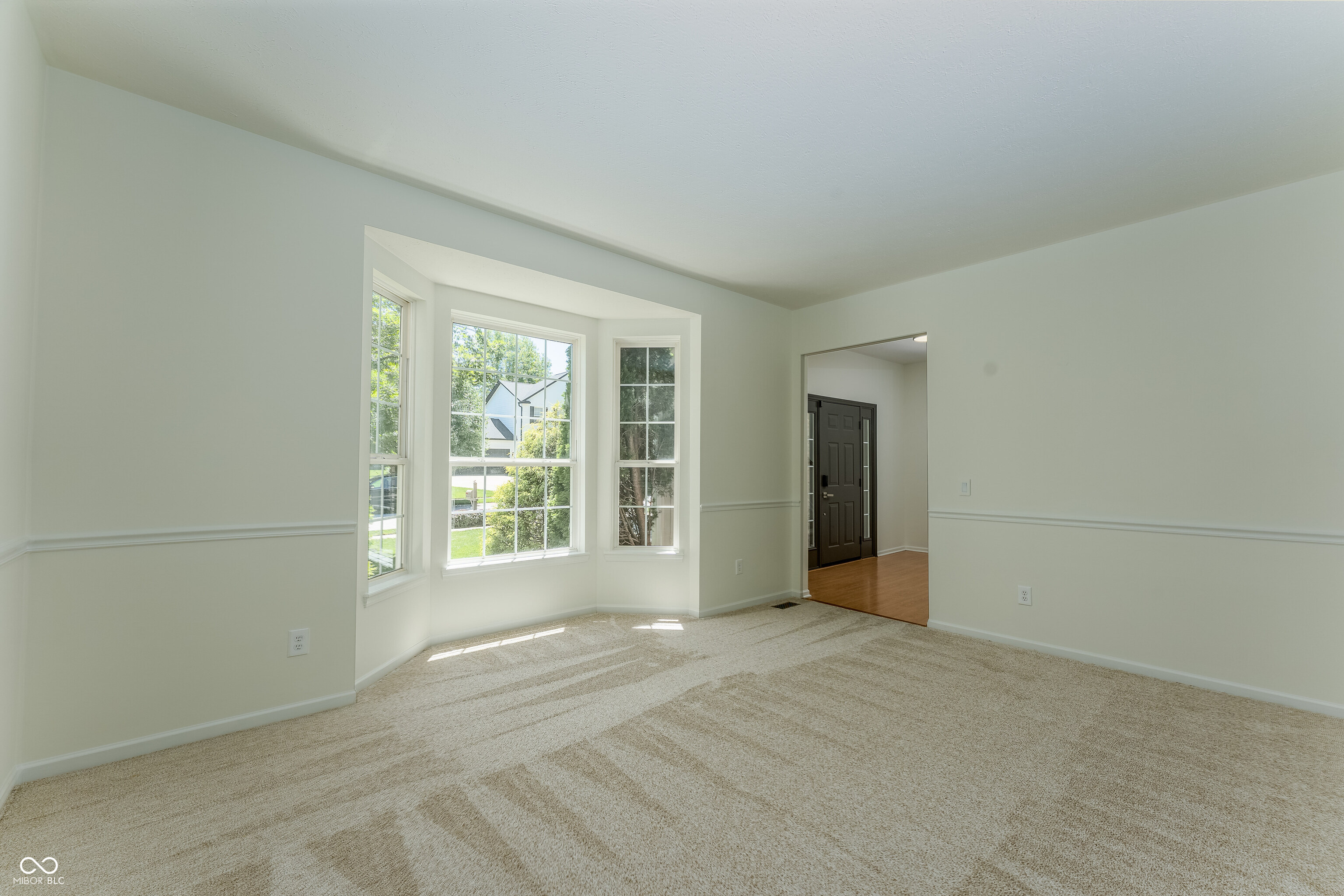 8508 Weaver Woods