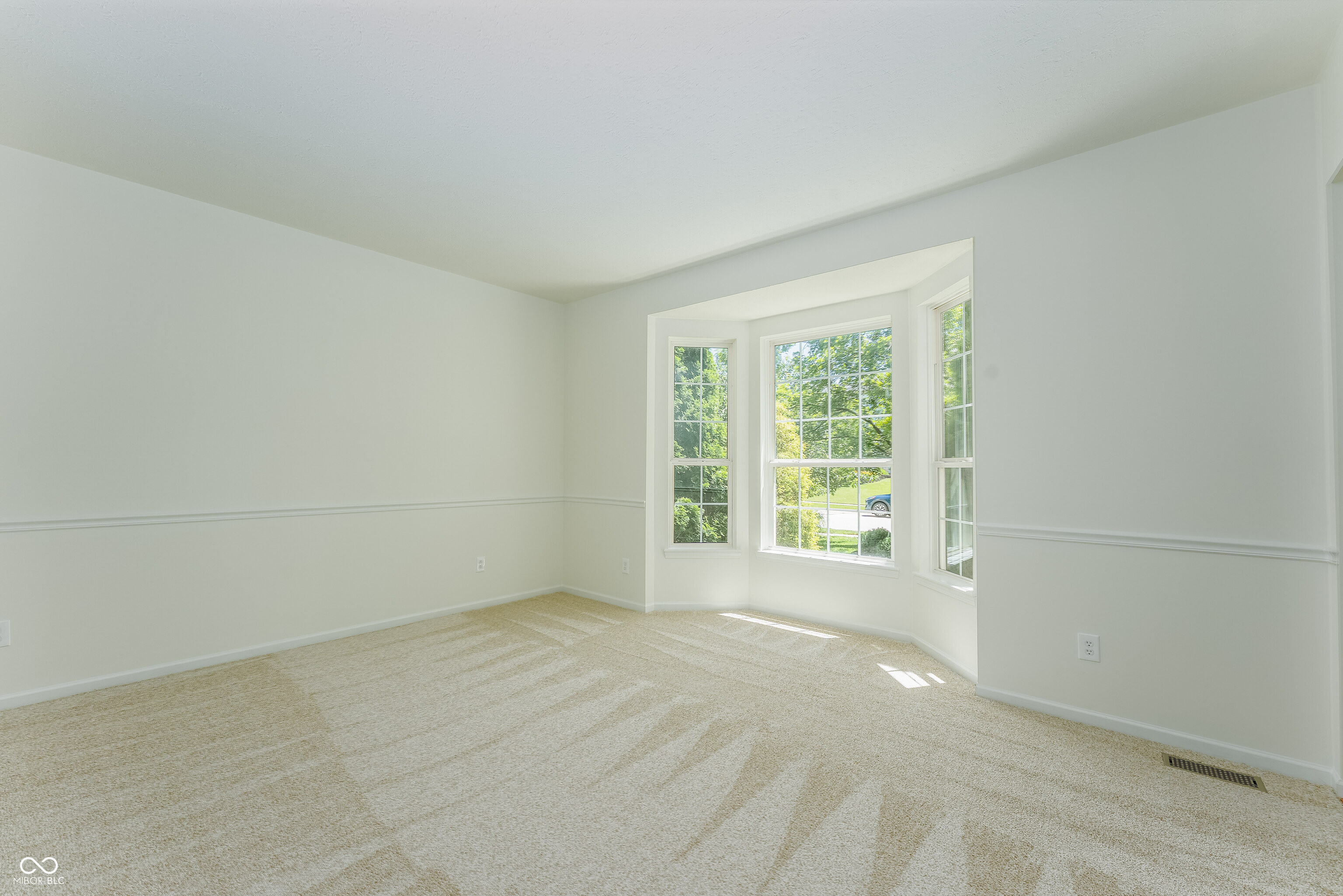 8508 Weaver Woods