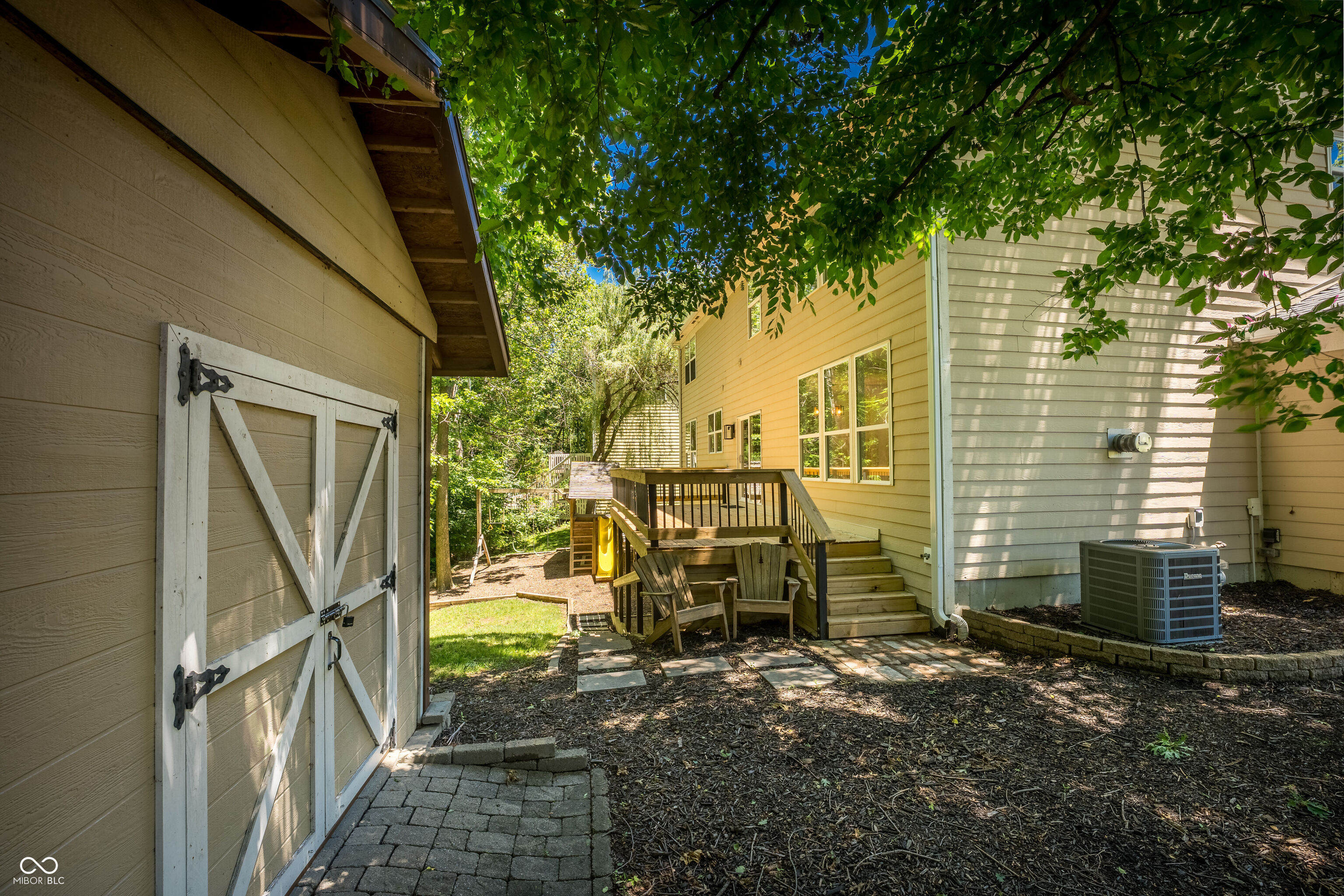 8508 Weaver Woods