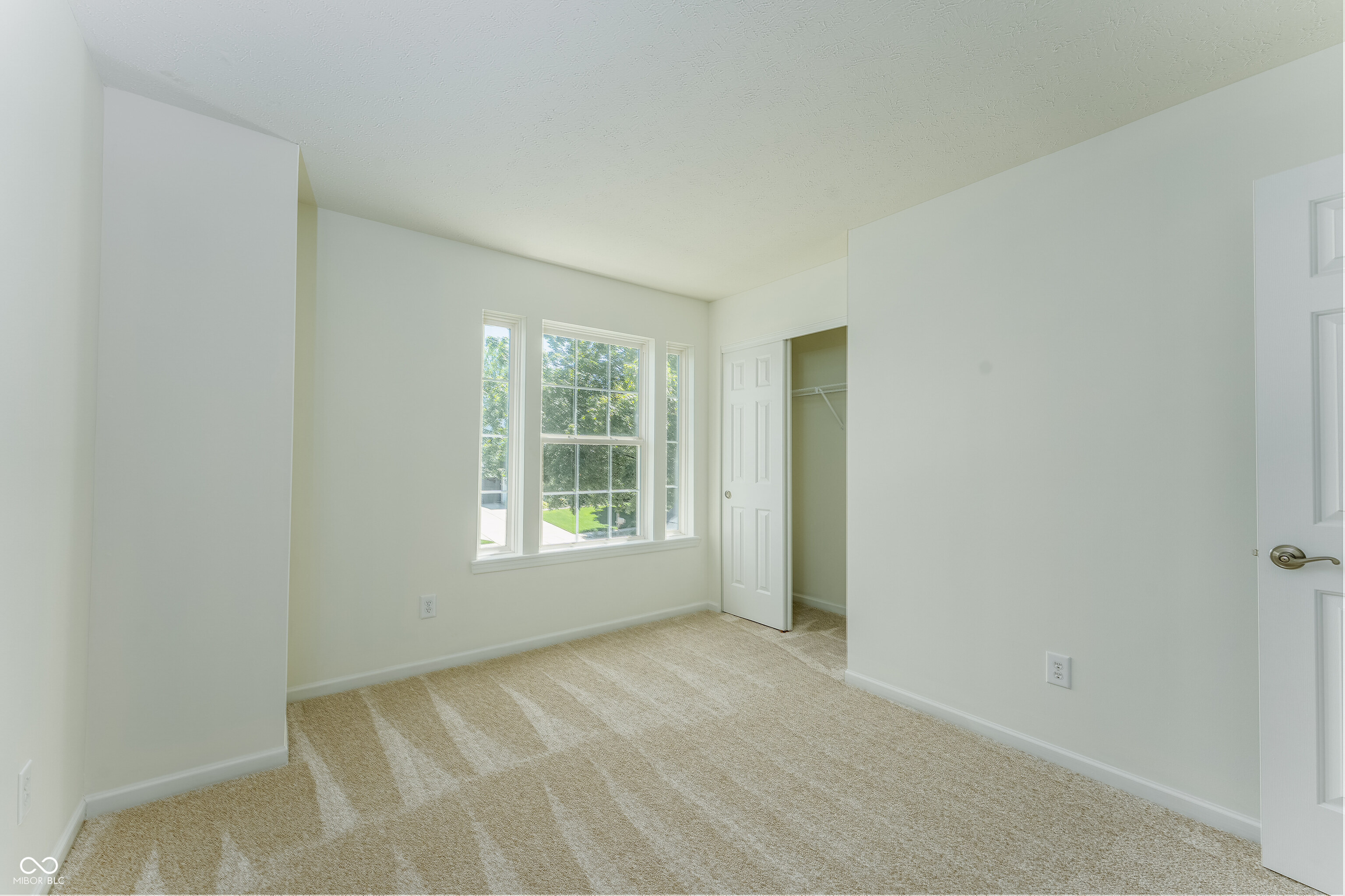 8508 Weaver Woods