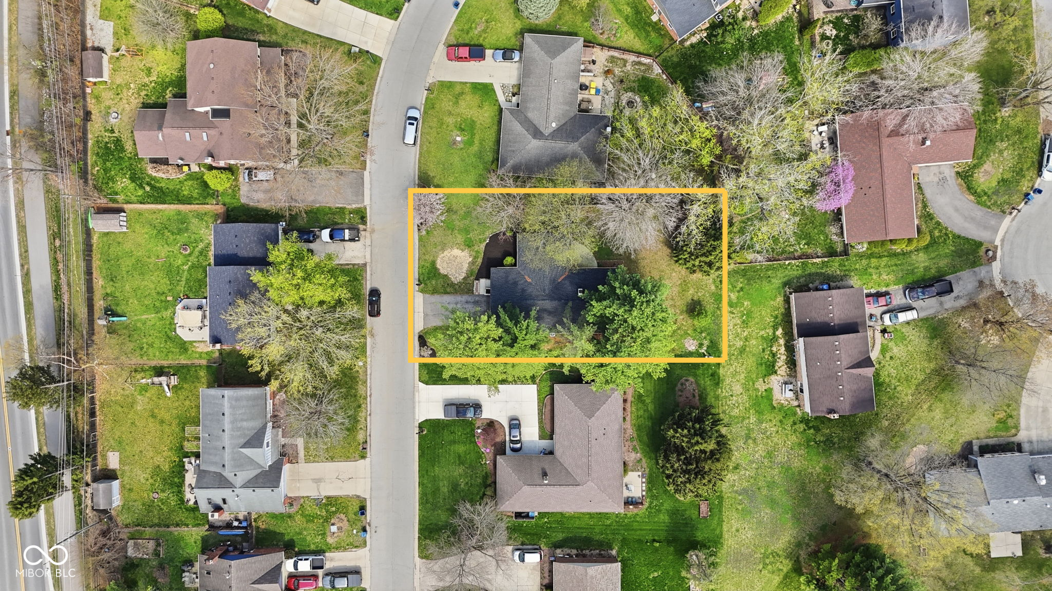 2204 Walnut Way