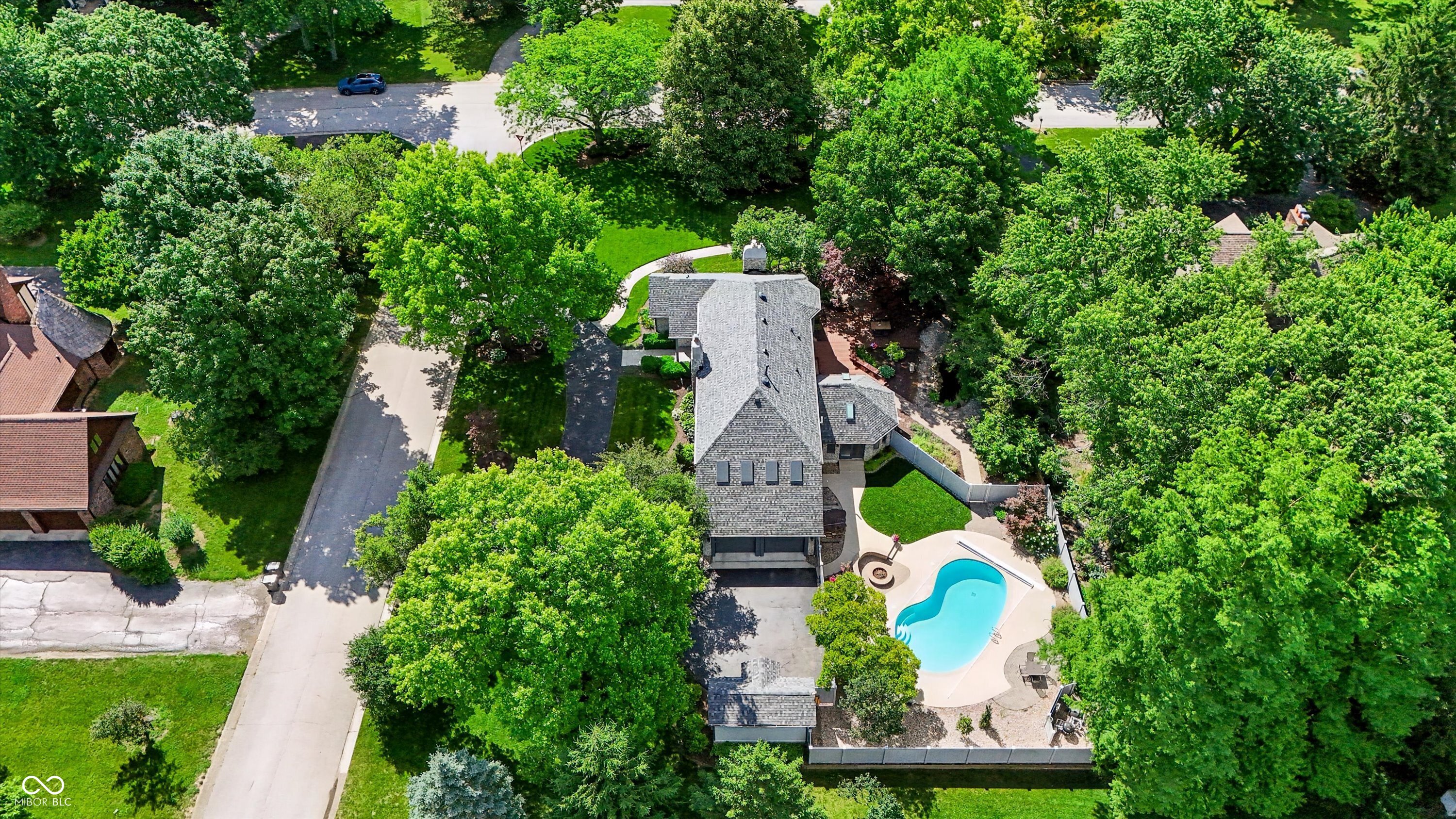 6717 La Tour Circle