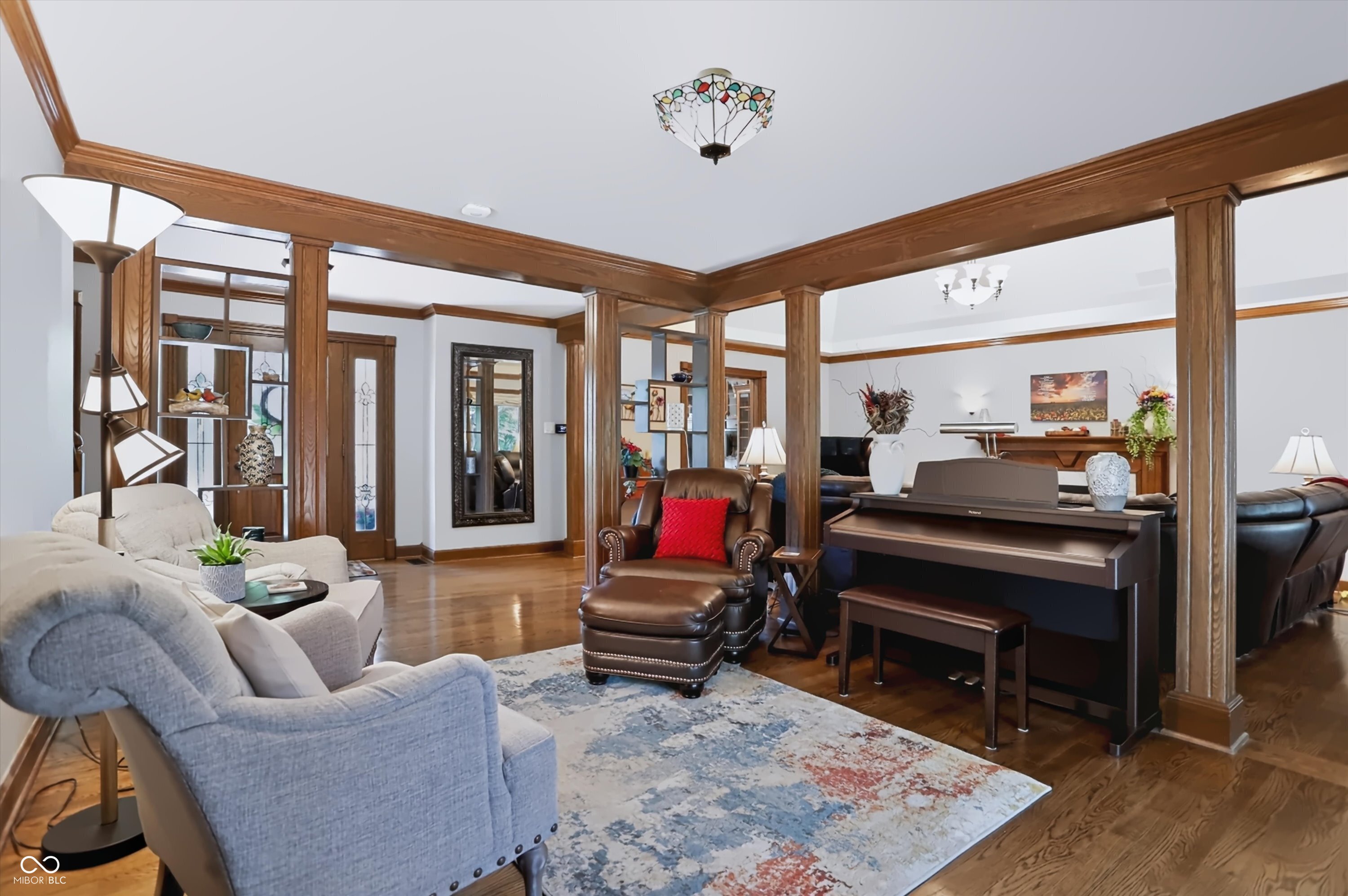 6717 La Tour Circle