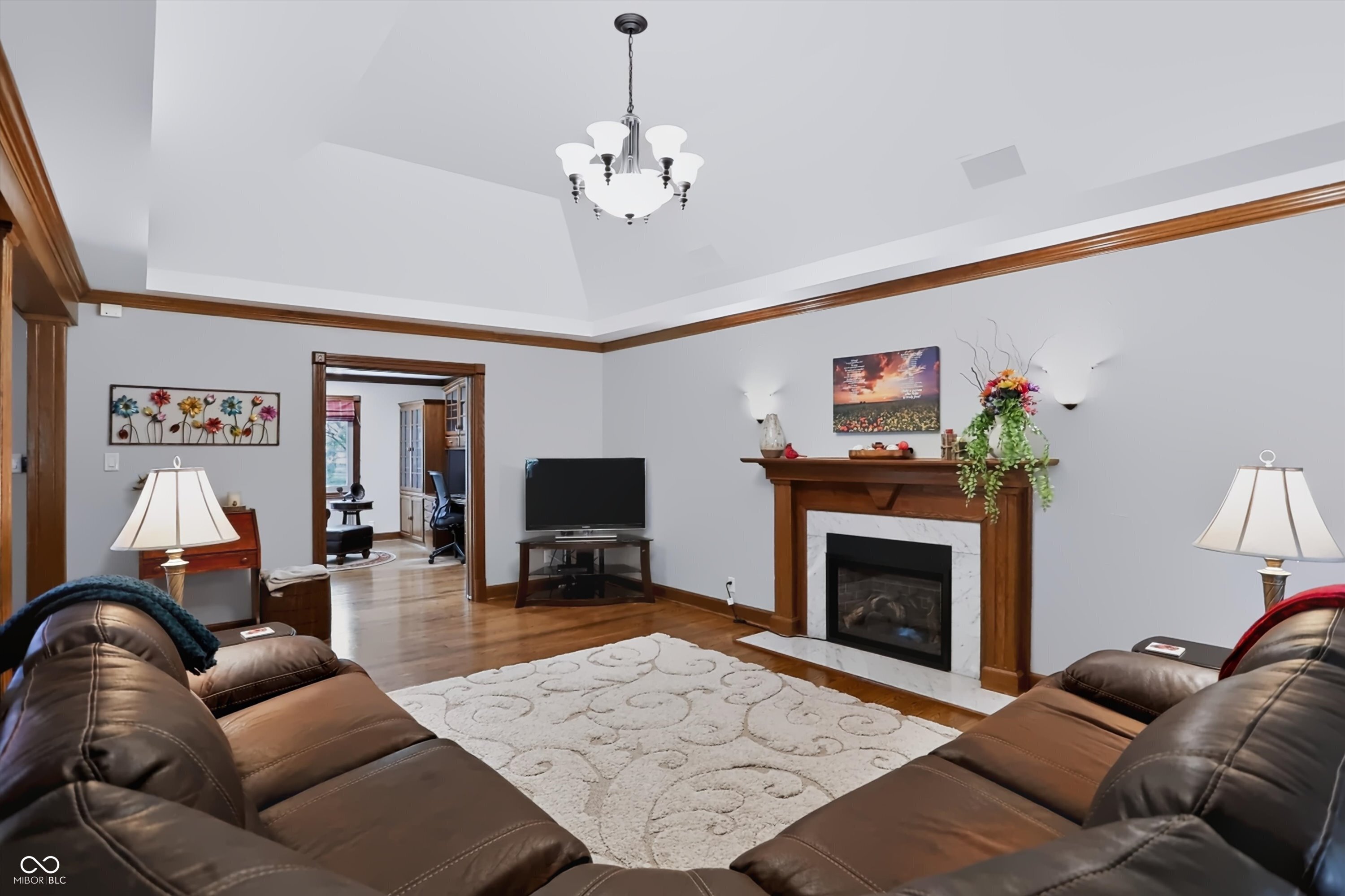 6717 La Tour Circle