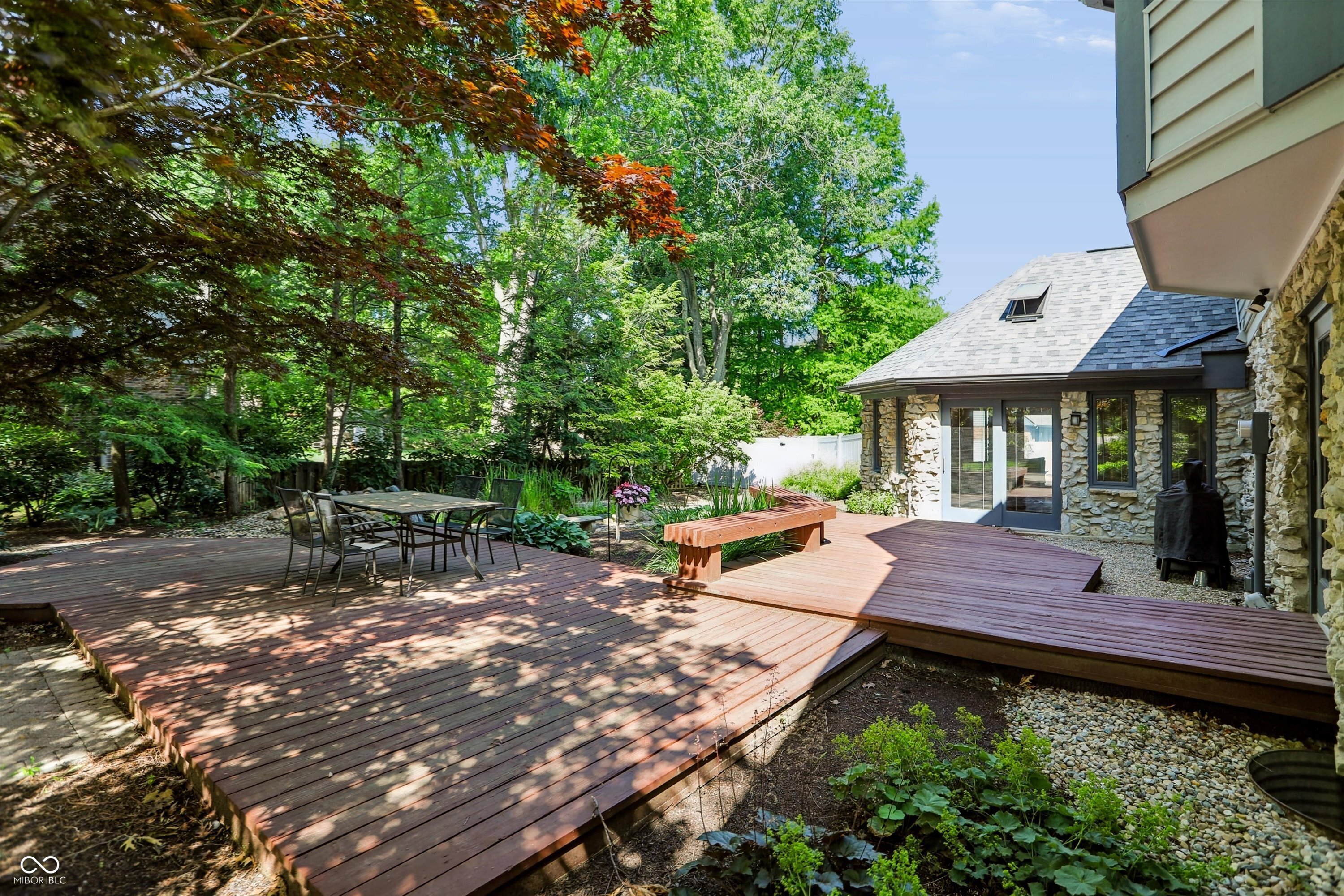 6717 La Tour Circle