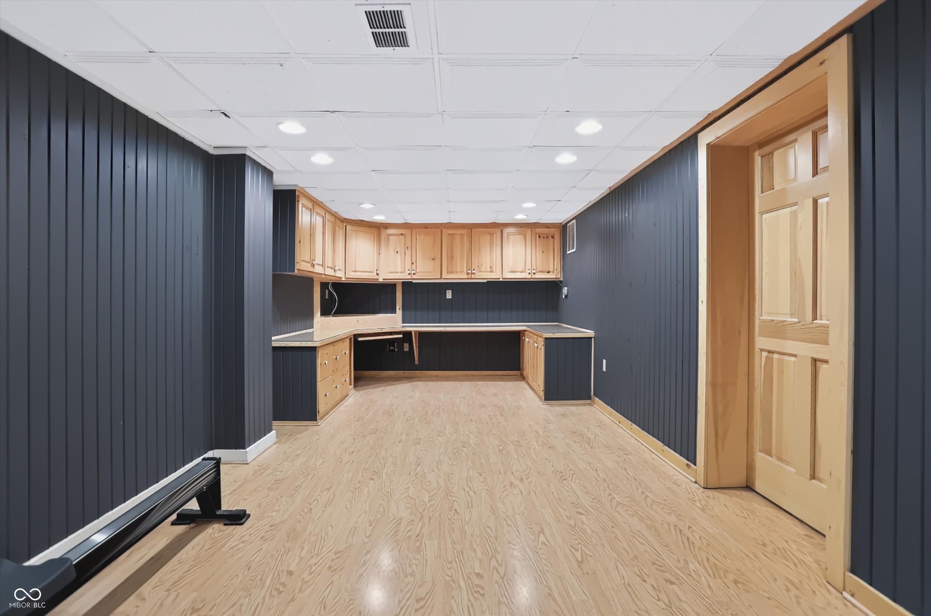 6717 La Tour Circle