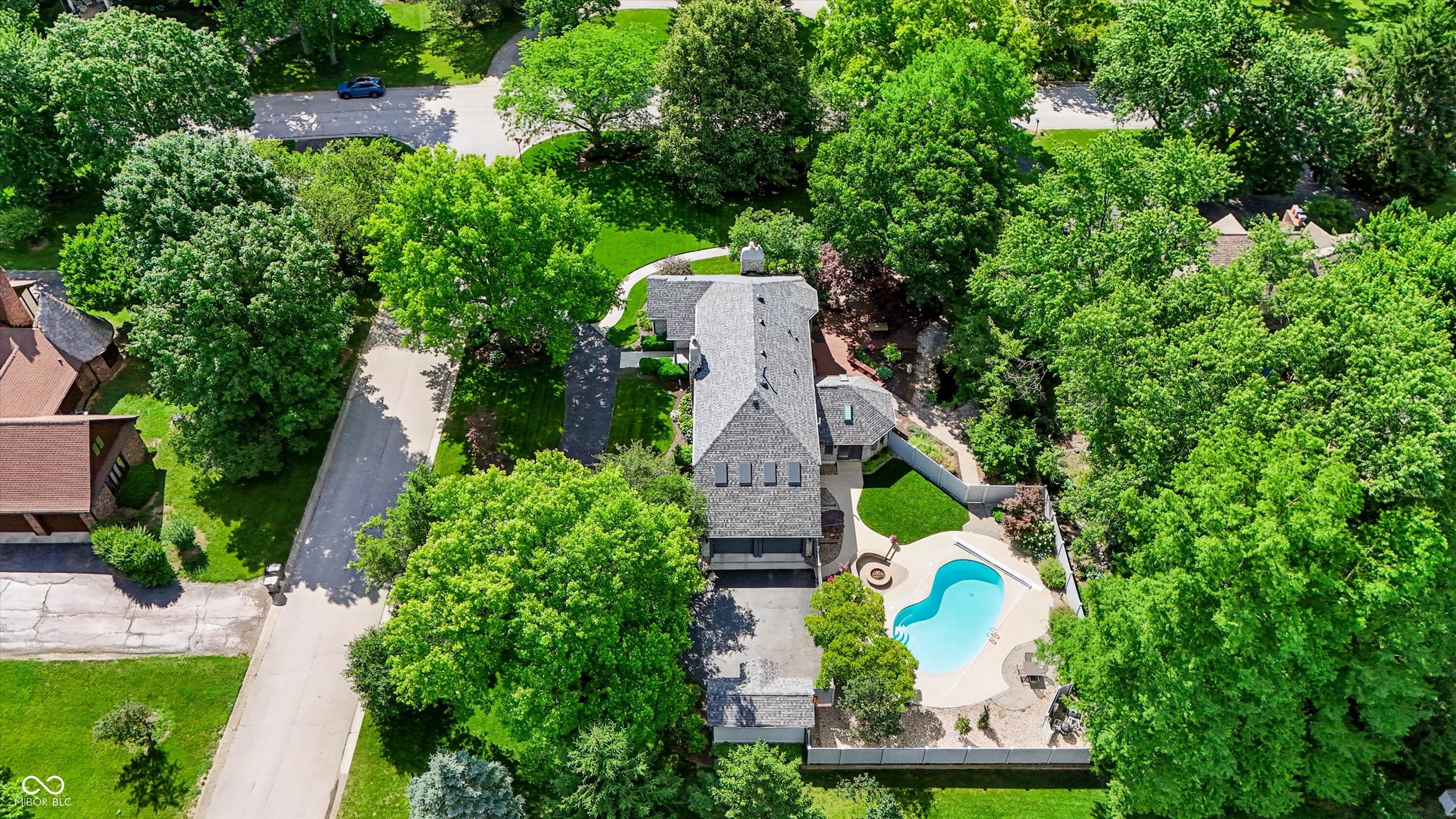 6717 La Tour Circle