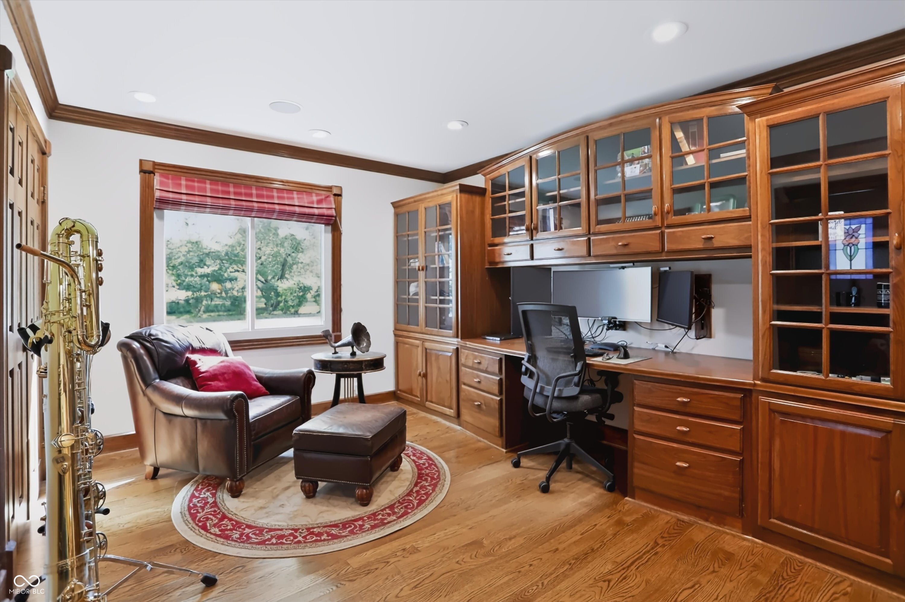 6717 La Tour Circle