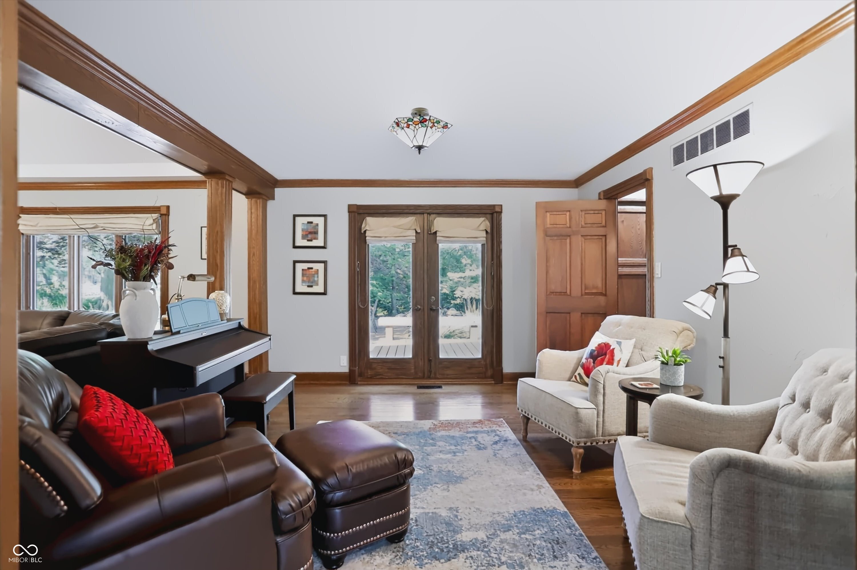 6717 La Tour Circle