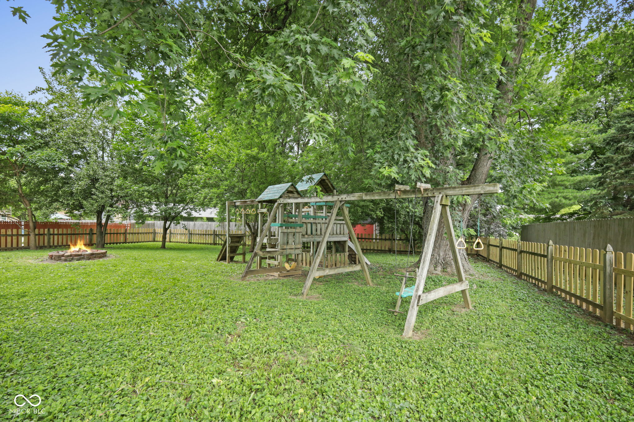 710 W Southport Road
