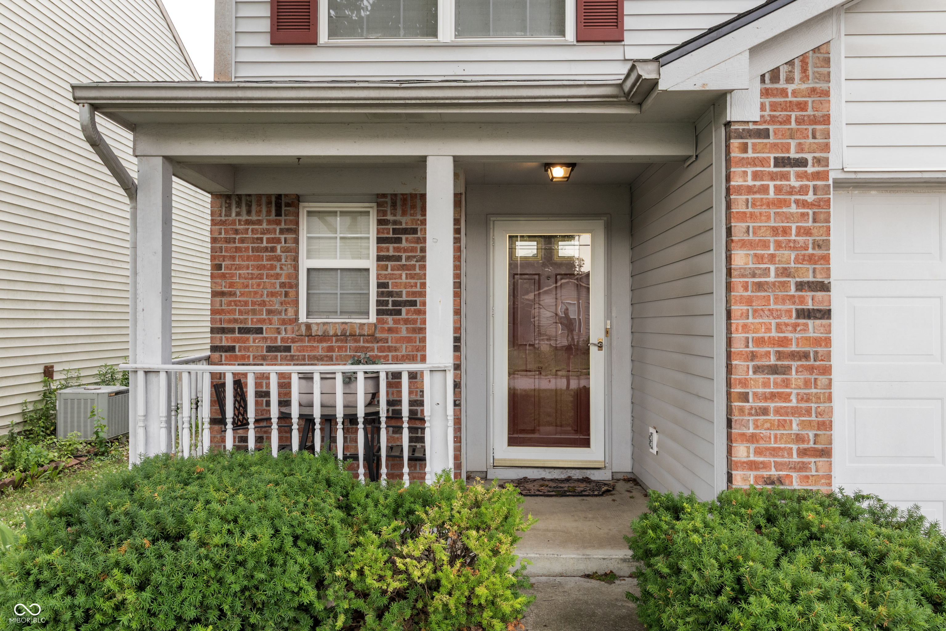 1216 Country Creek Circle