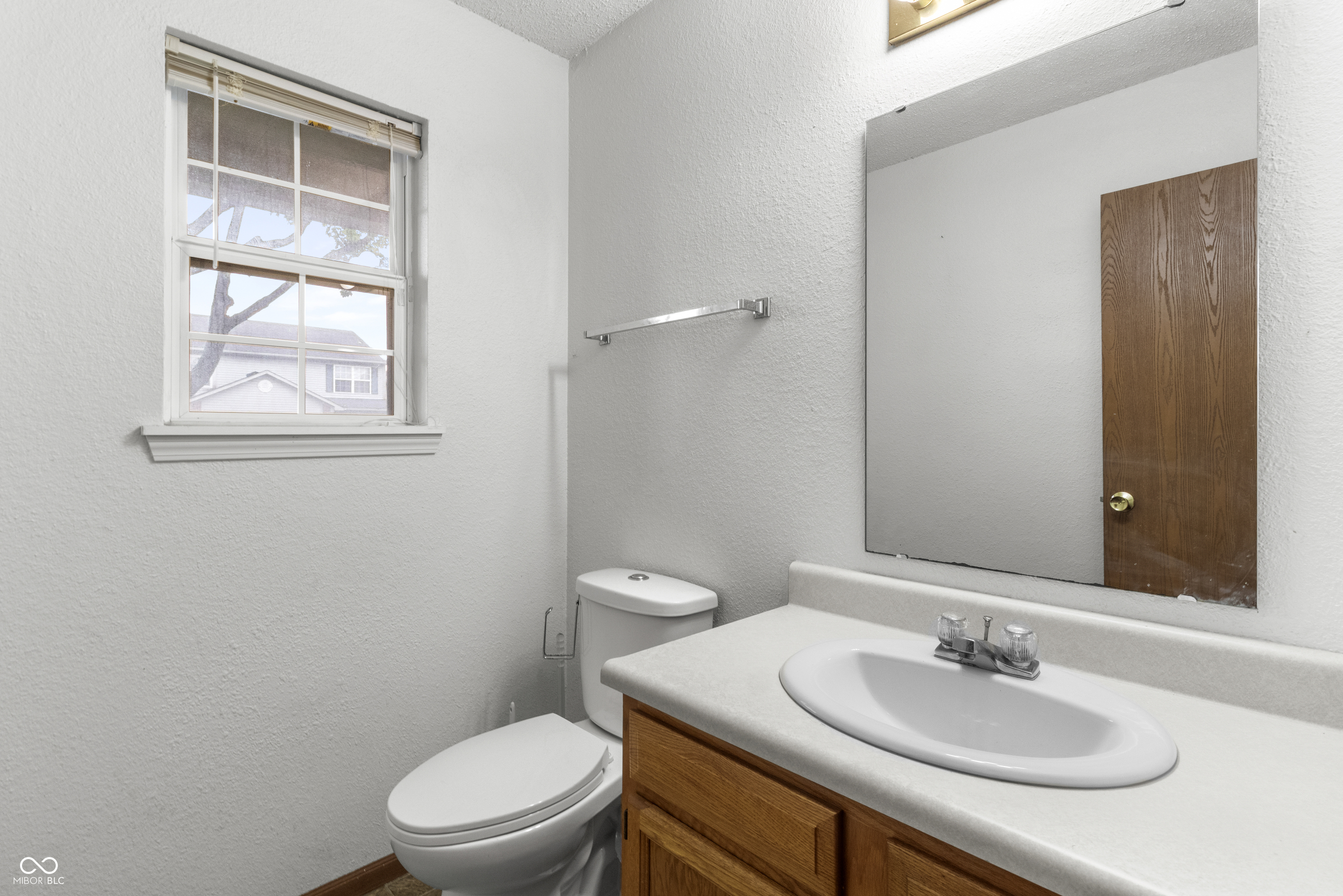 1216 Country Creek Circle