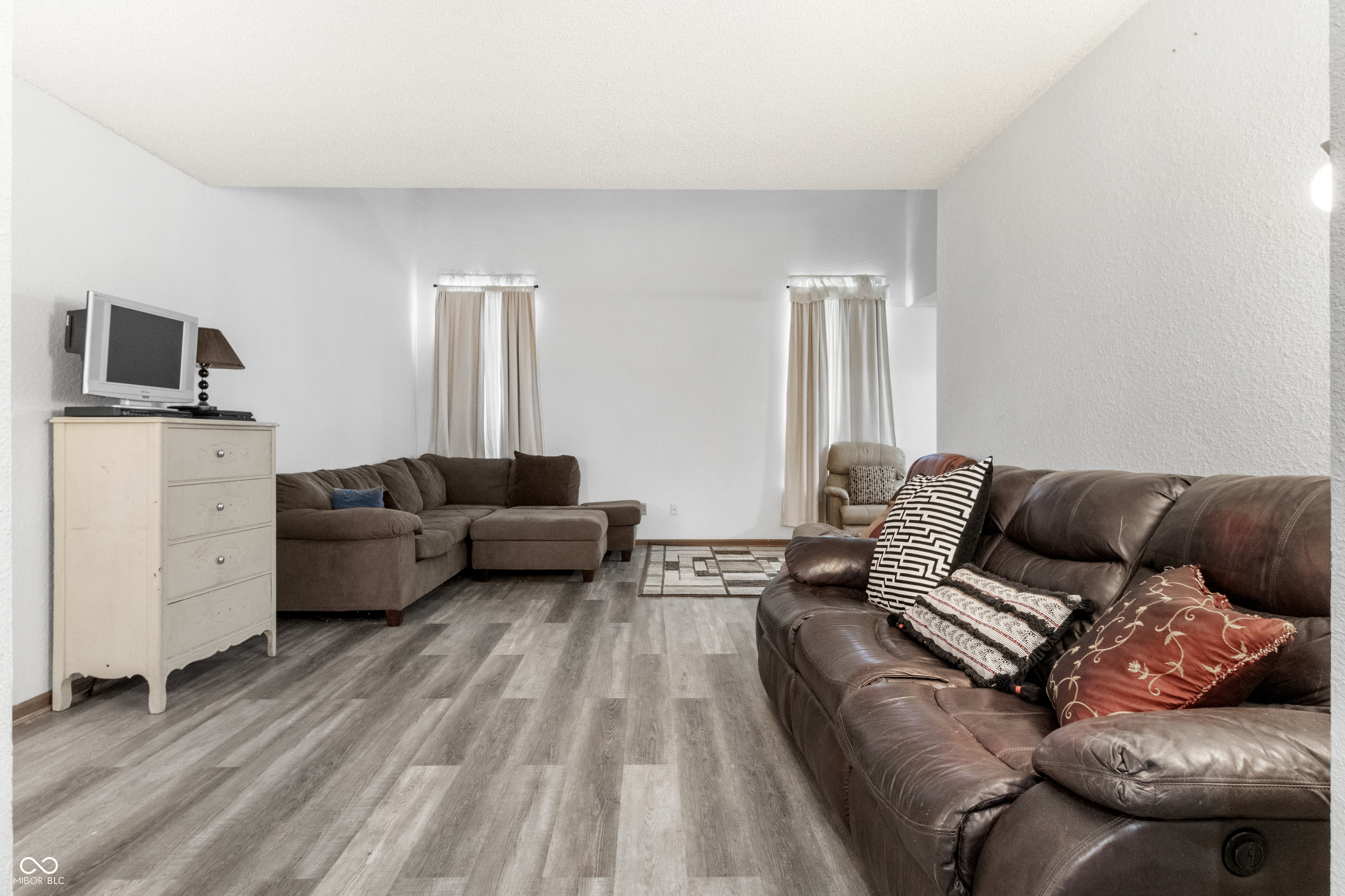 1216 Country Creek Circle