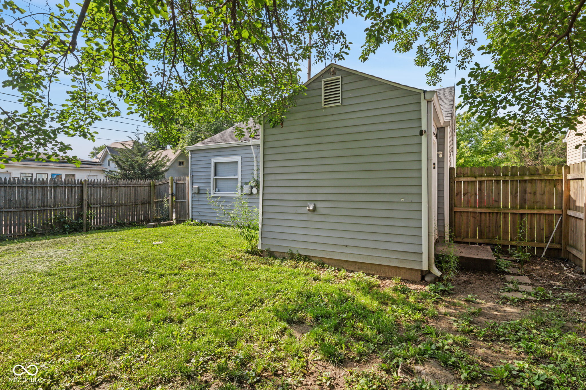 1654 Iowa Street