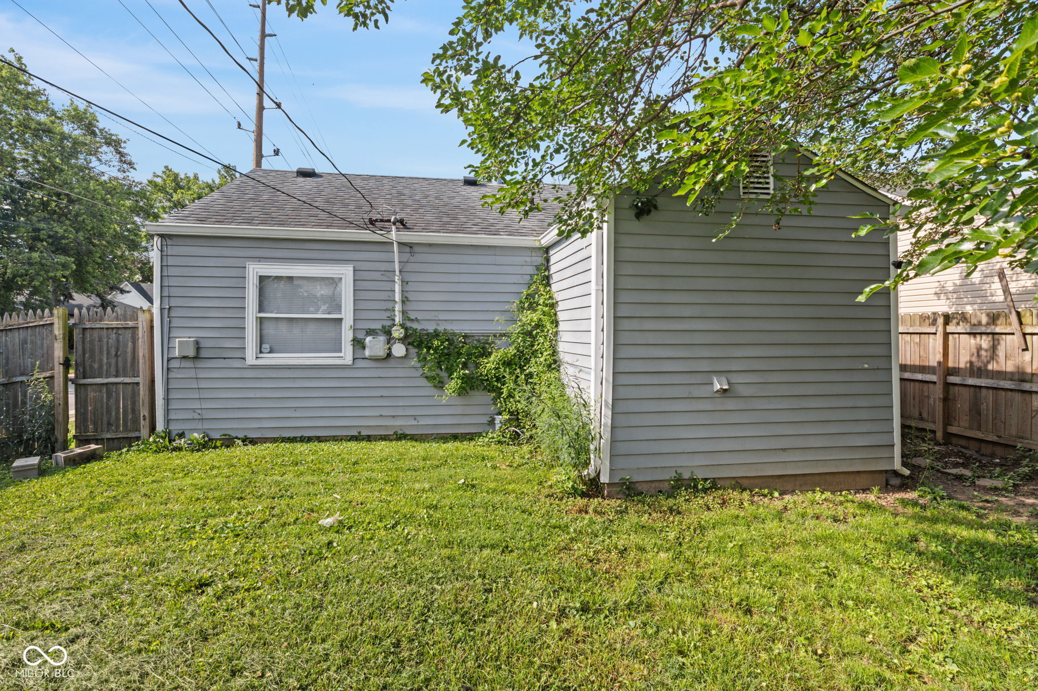 1654 Iowa Street