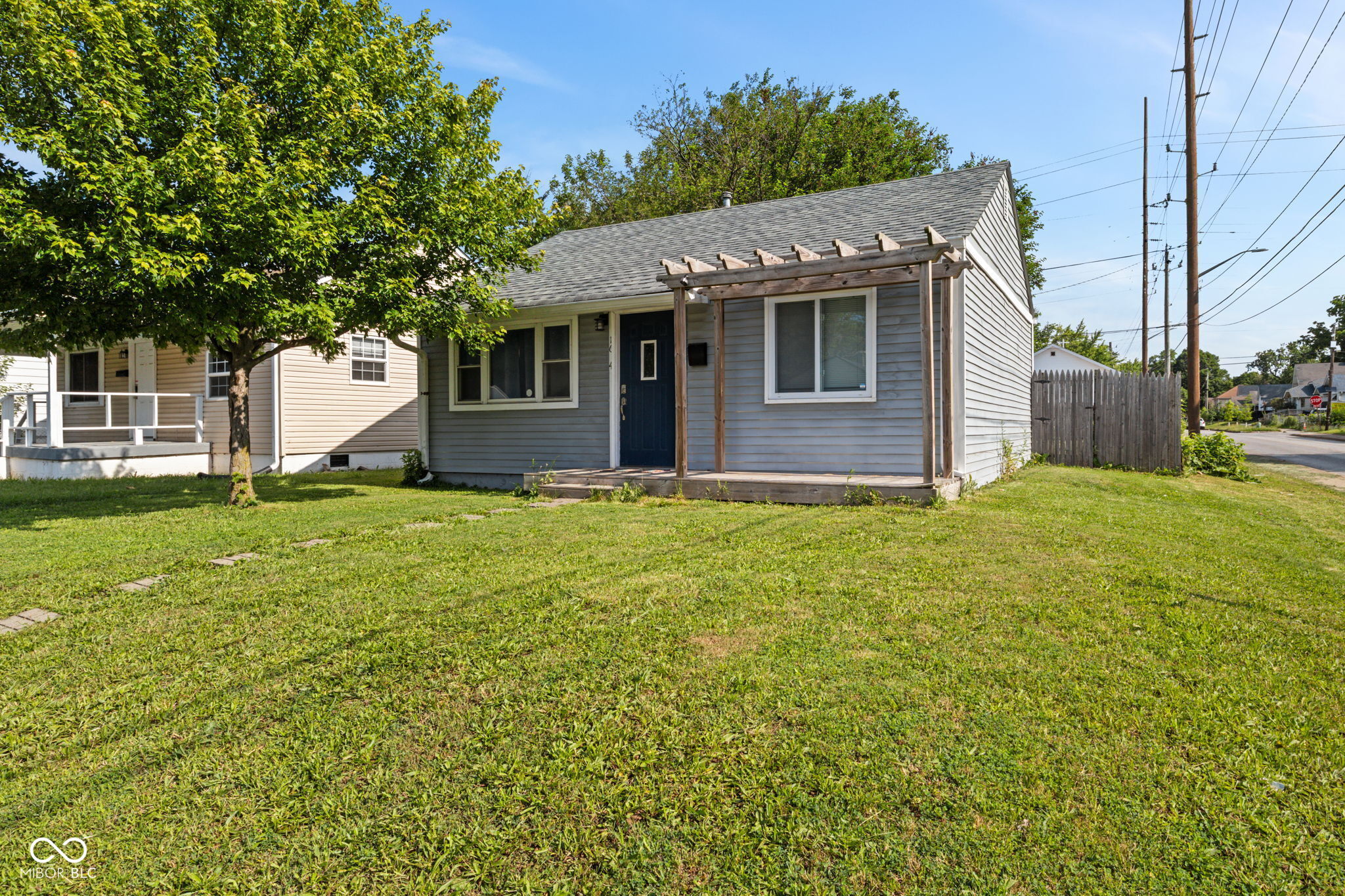 1654 Iowa Street