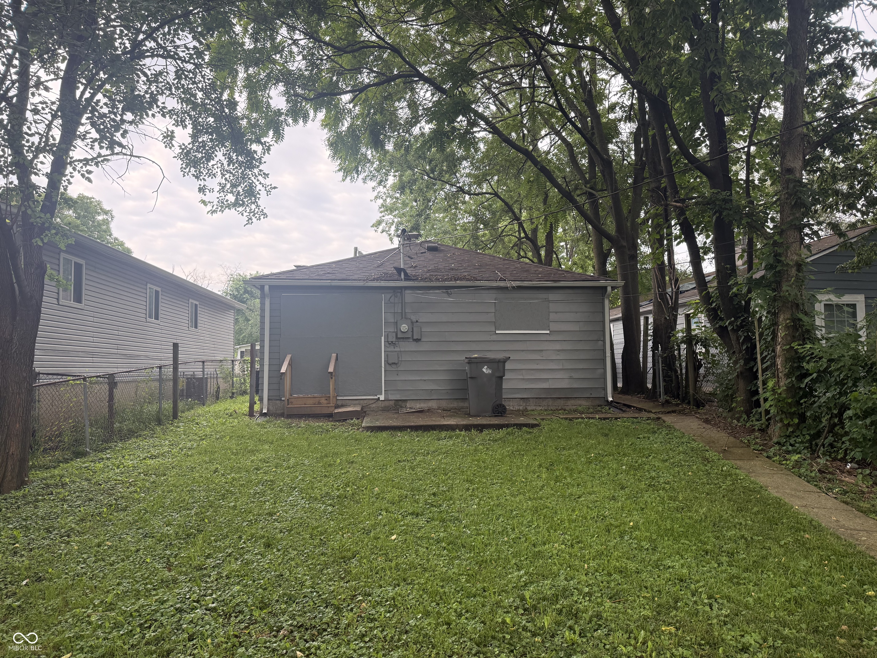 1614 E Gimber Street