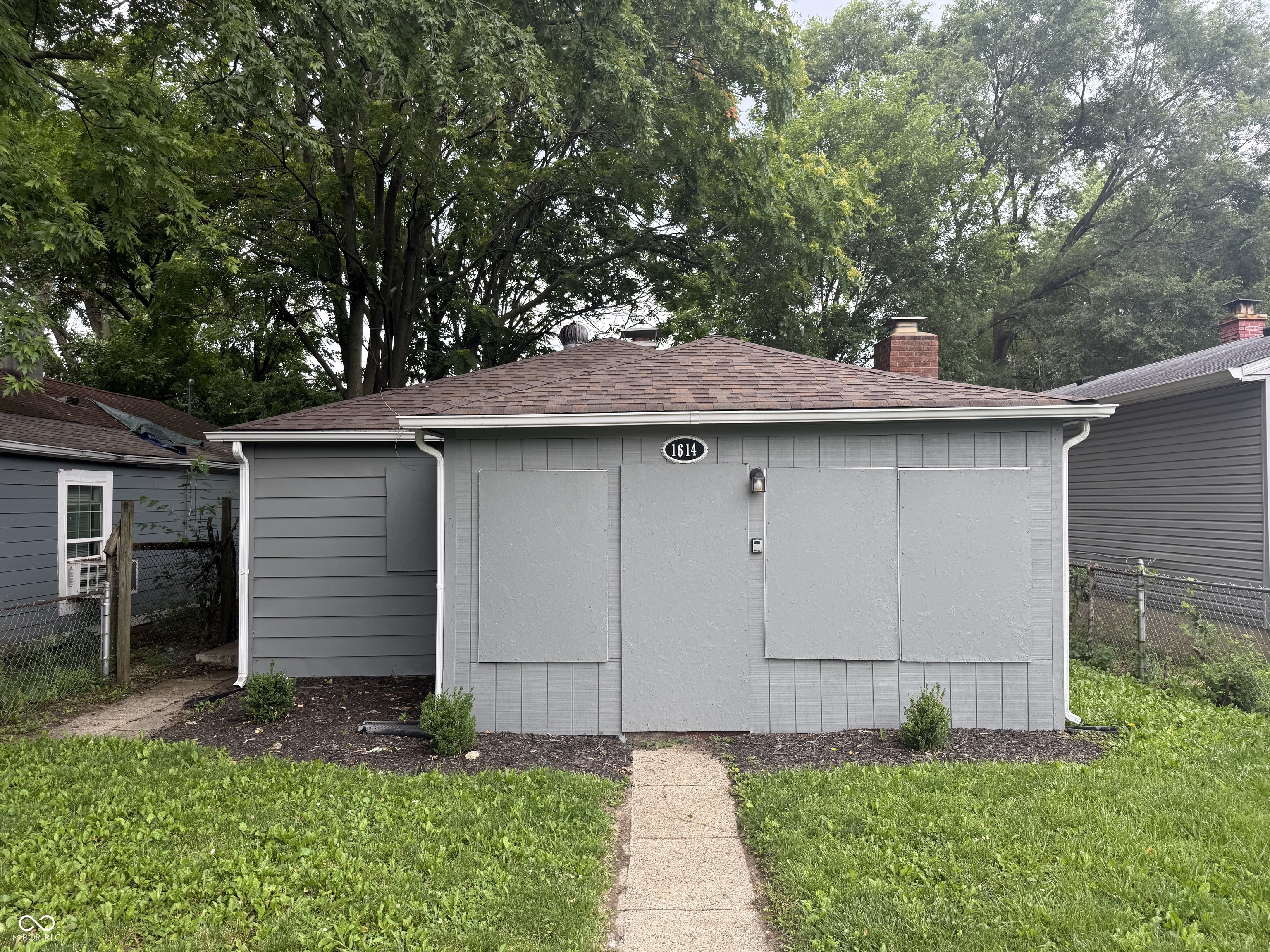 1614 E Gimber Street