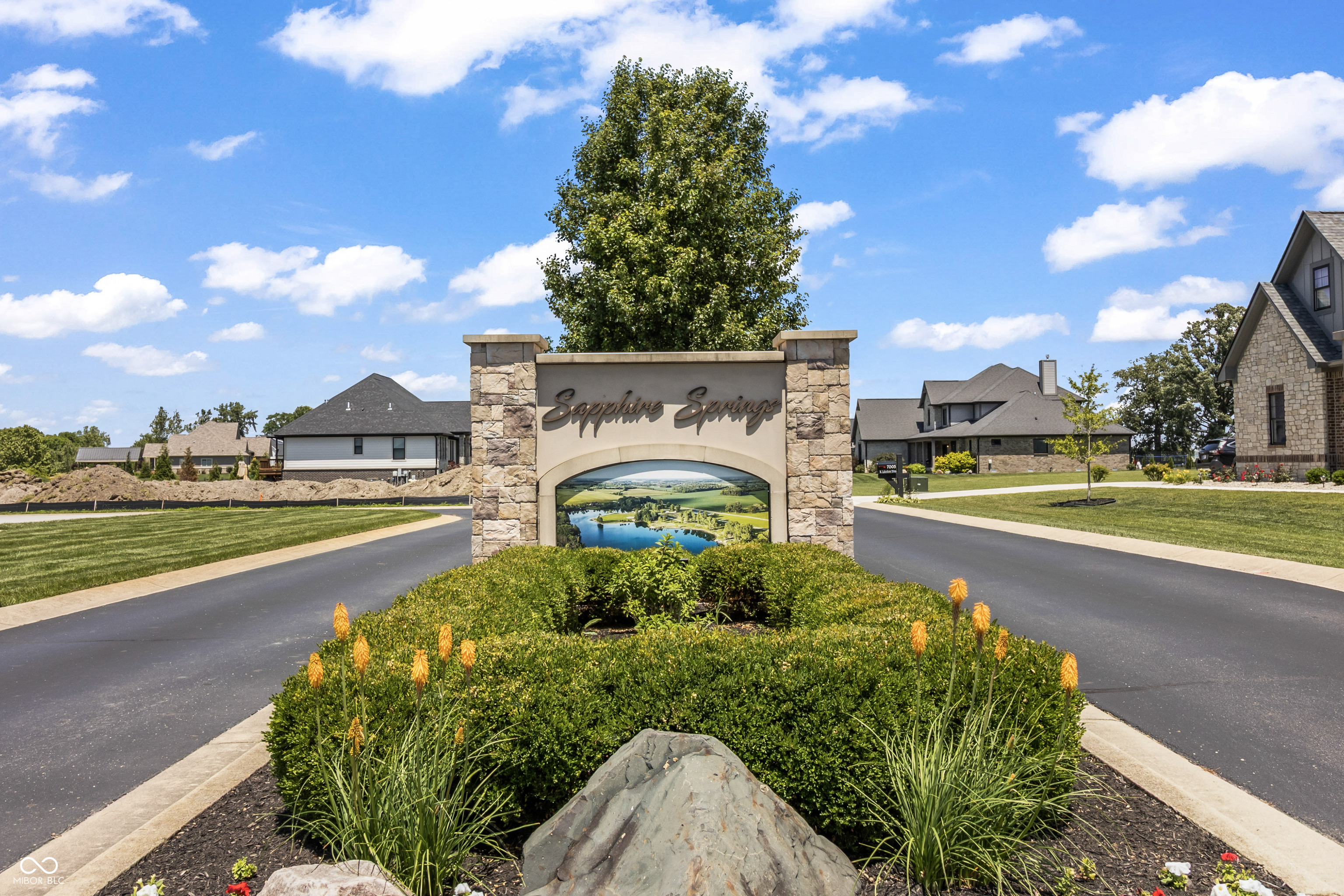 7179 N Lakeshore Drive