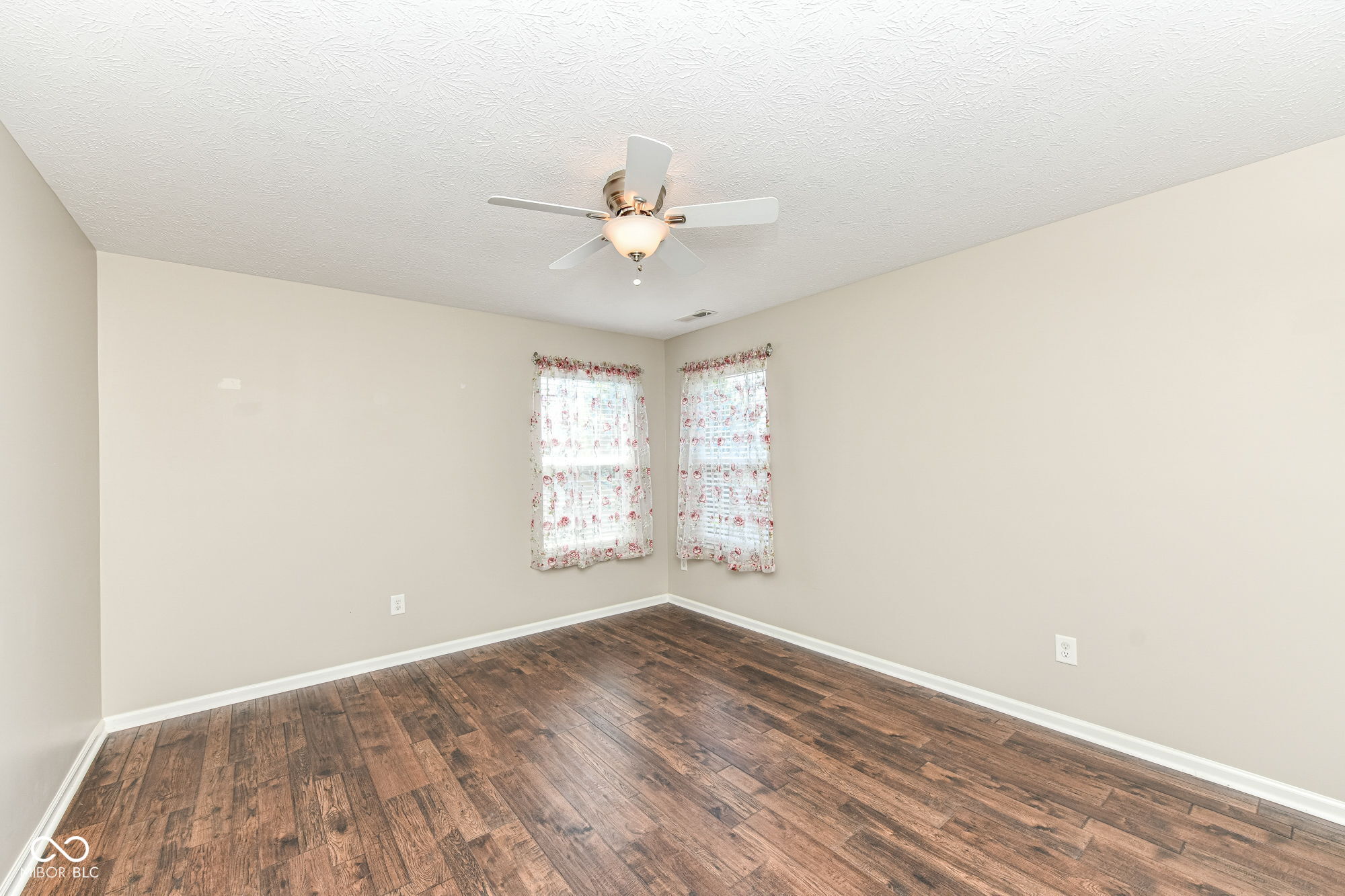 5959 Bladen Drive