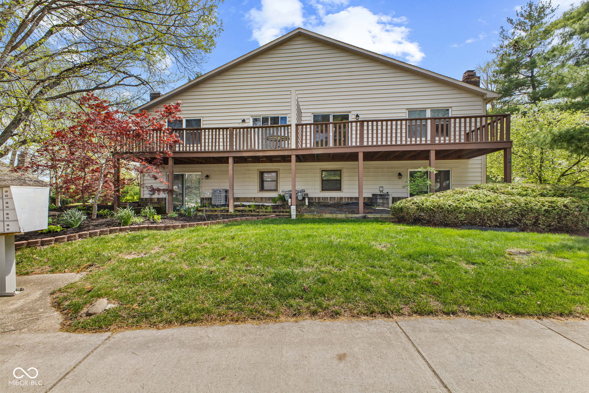 2525 Brewster Road
