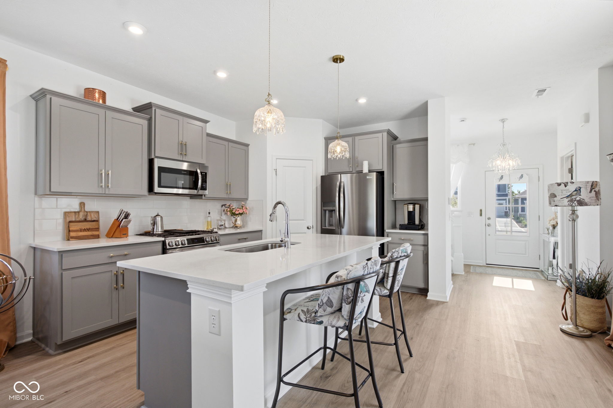 7401 Cella Lane