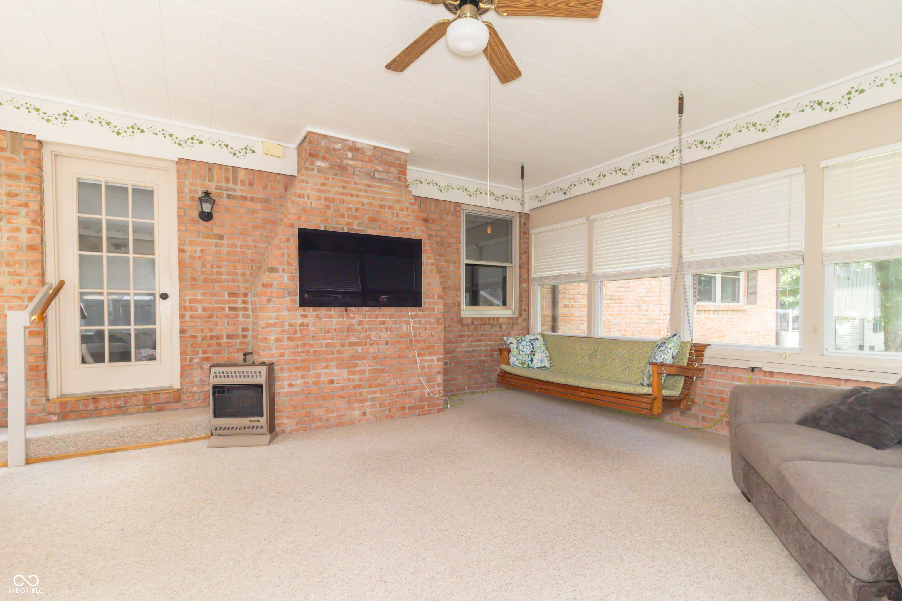 204 Creek Wood Drive