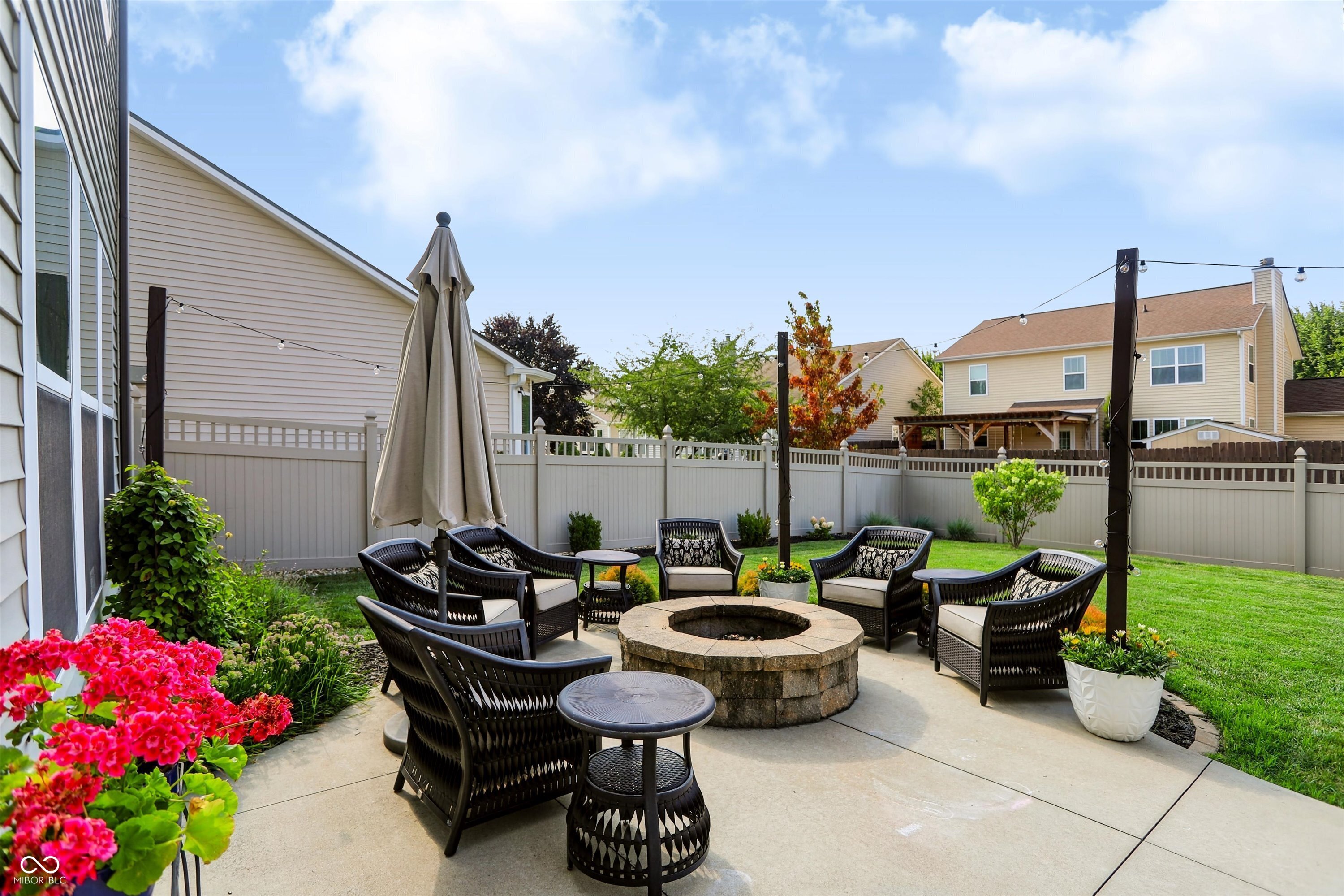 6629 W Deer Hill Drive