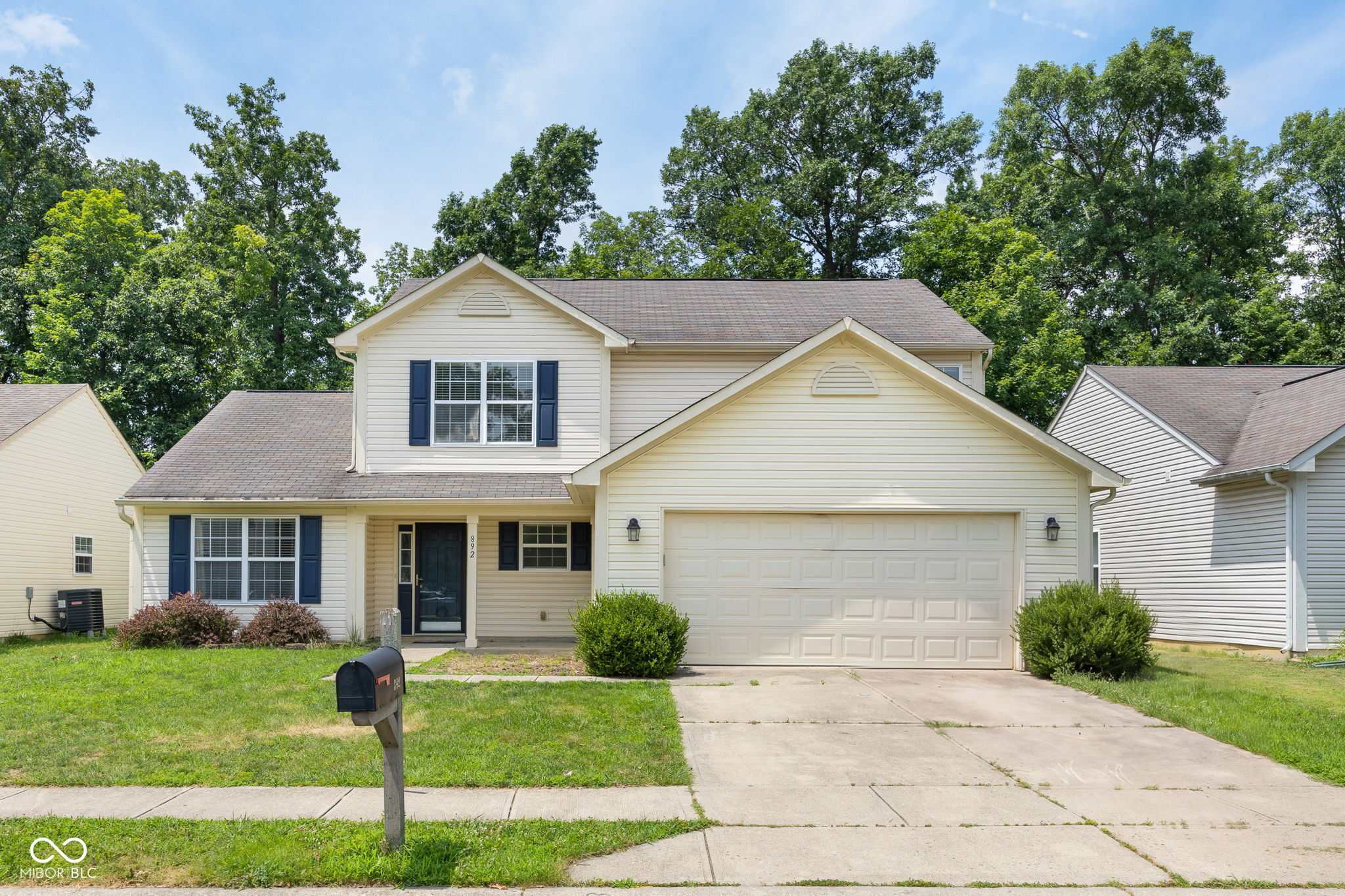 892 Flying Sun Drive
