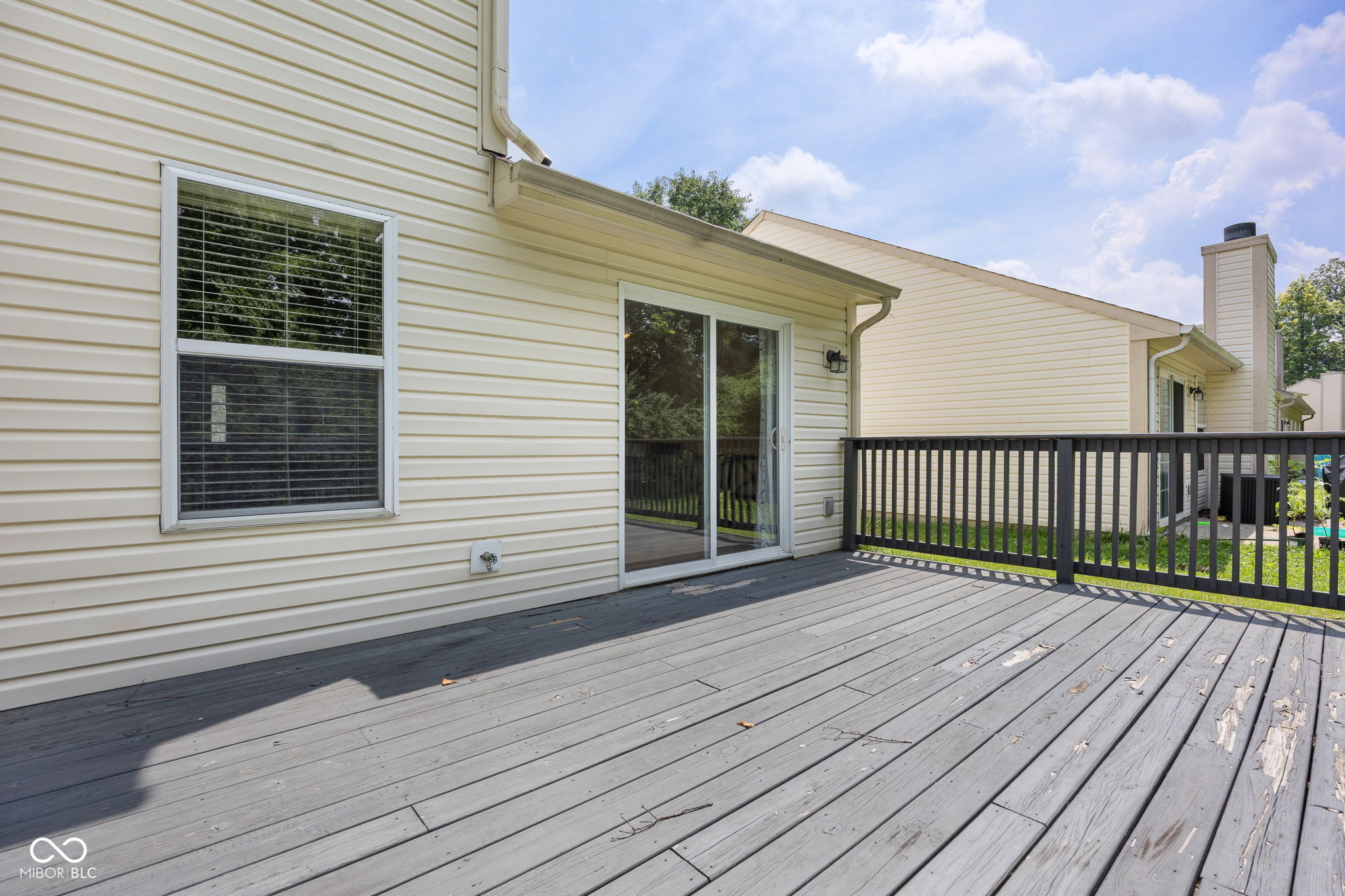 892 Flying Sun Drive