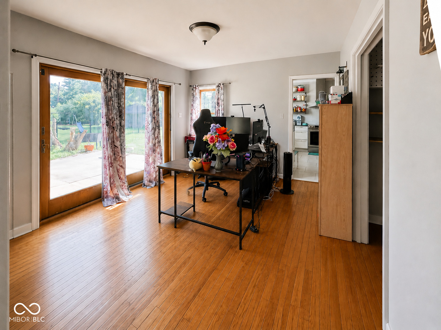 343 E Edgewood Avenue