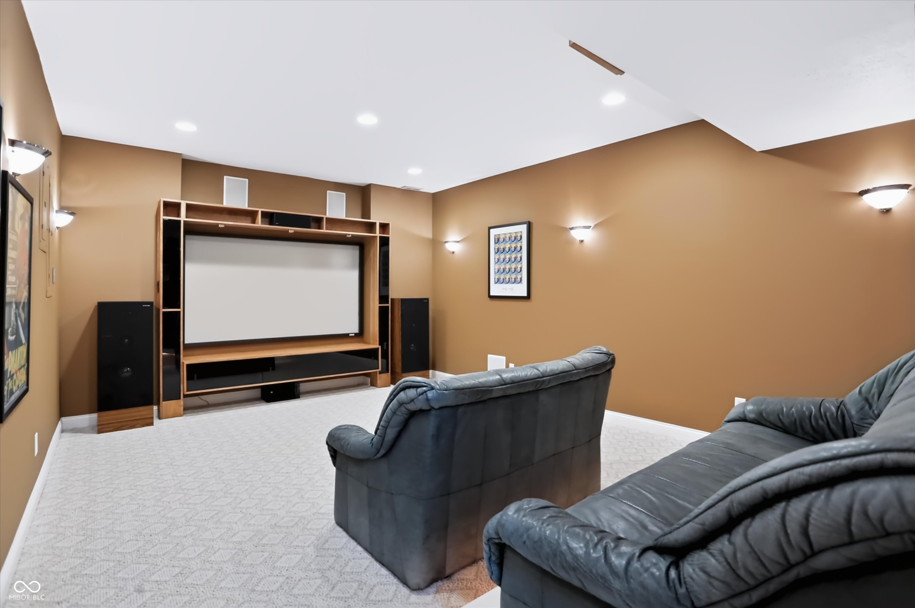 9330 E Timberline Drive